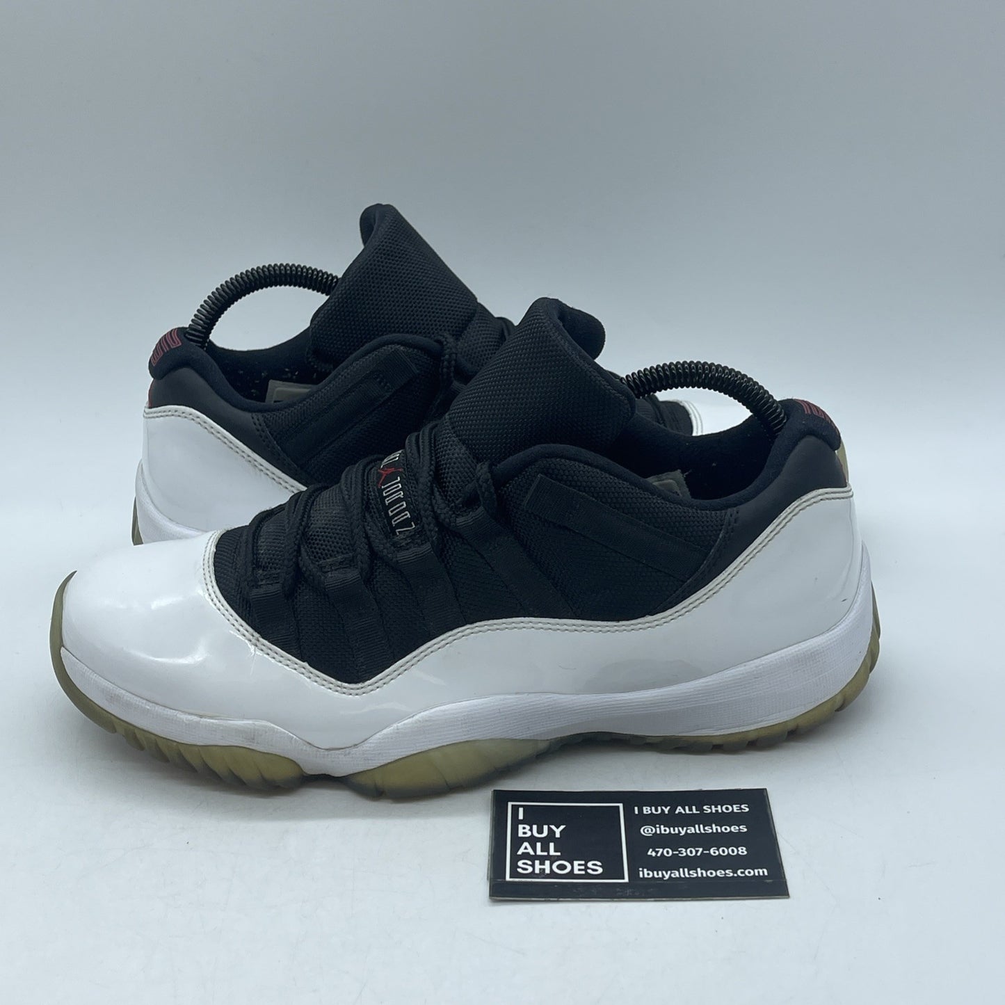 Size 8.5 - Air Jordan 11 Retro Low Tuxedo (528895-110)