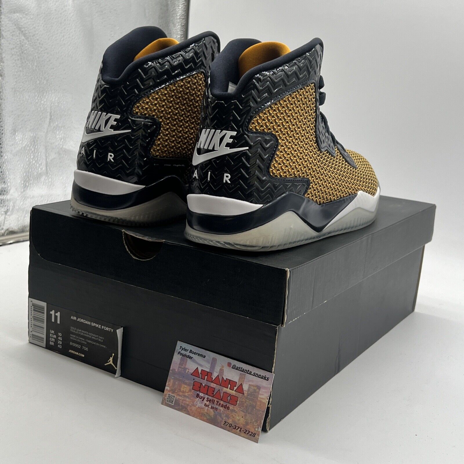 Size 11 - Jordan Spike Forty Gold Leaf White Midnight Navy Mens (819952-706)