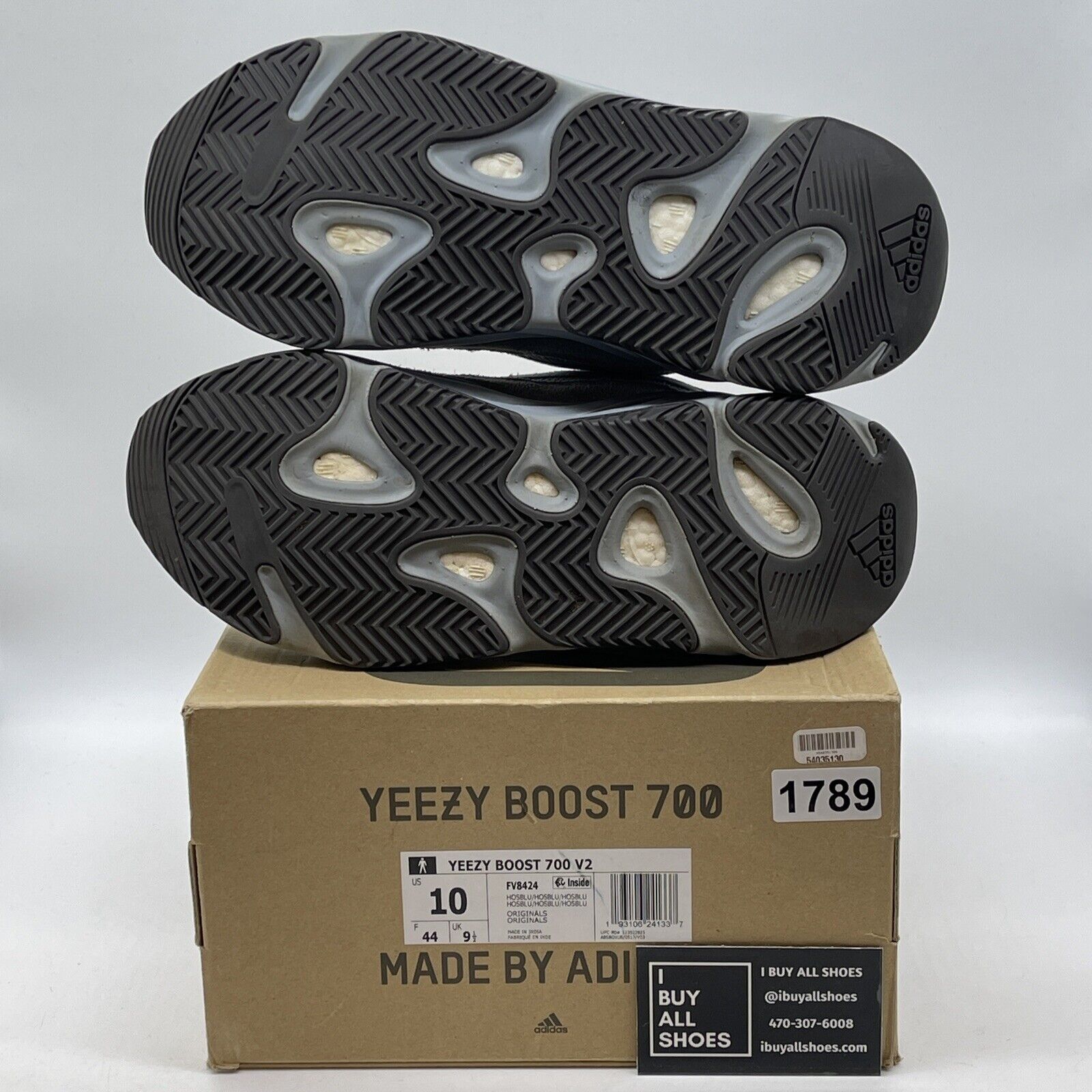 Size 10 - adidas Yeezy Boost 700 V2 Hospital Blue Grey Suede (FV8424)