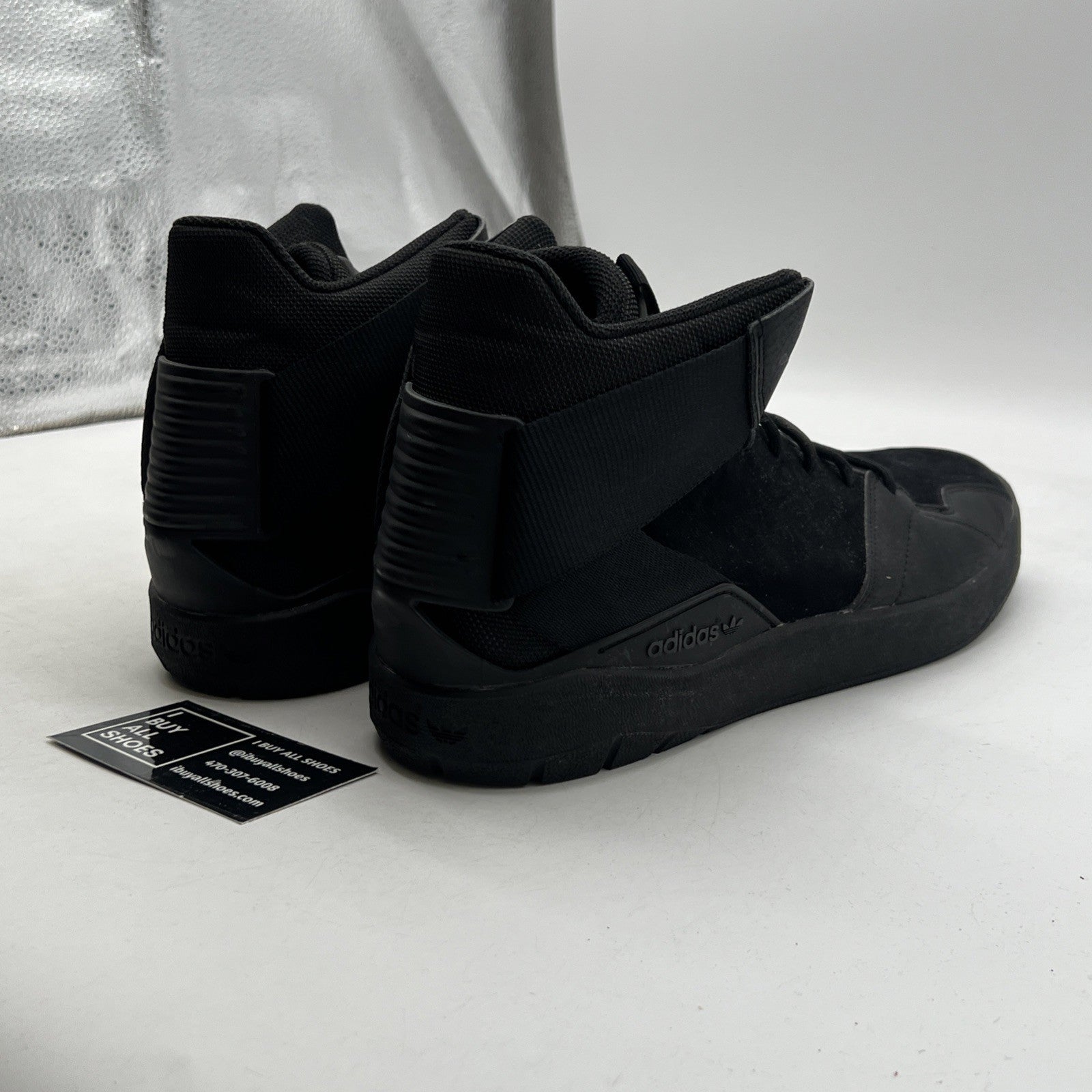 Size 13 - adidas Crestwood Mid Black (F37218)