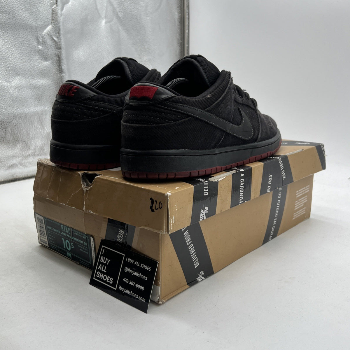 Size 10.5 - Nike Dunk Premium SB Low Levi's (573901-001)