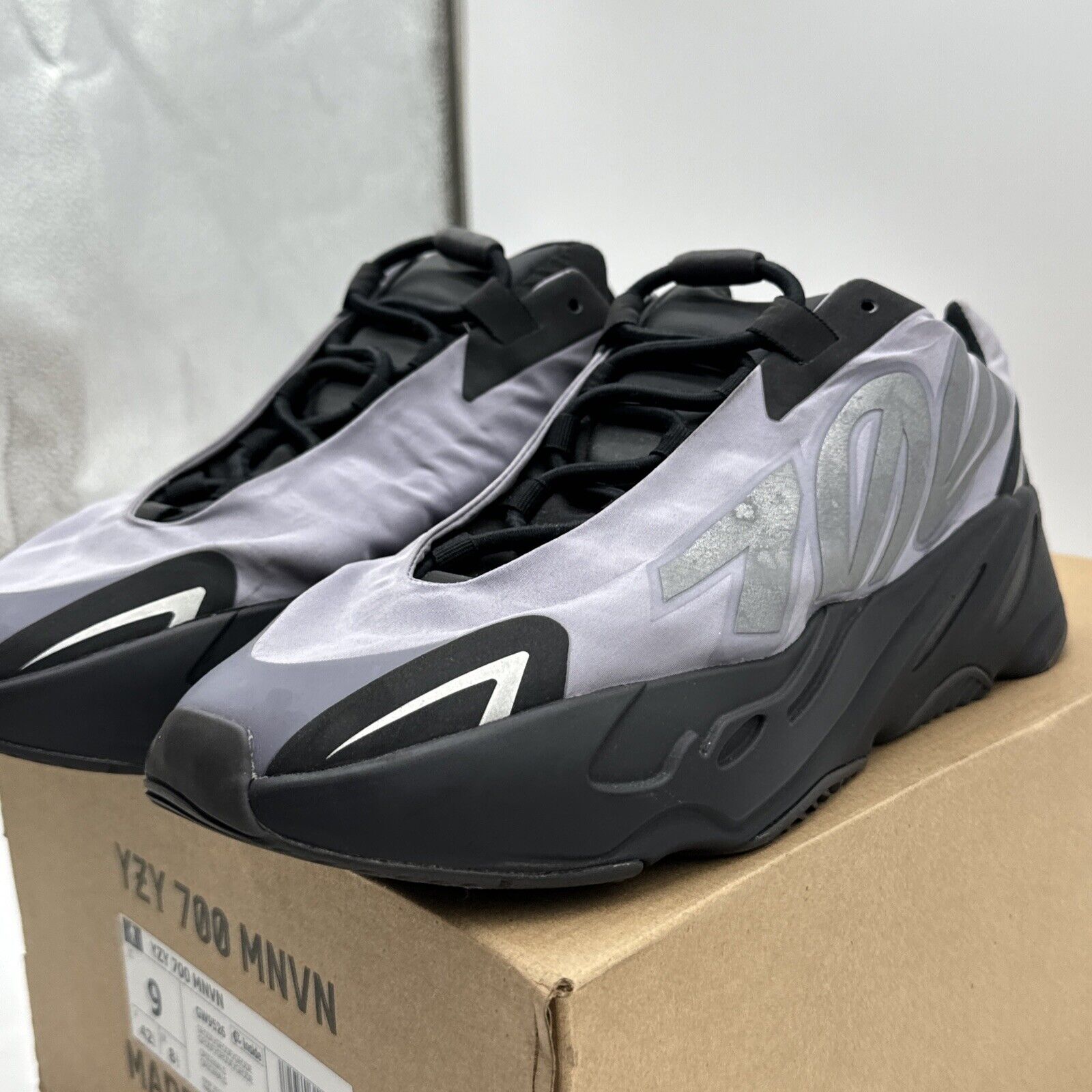 Size 9 - adidas Yeezy Boost 700 MNVN Geode Purple Comfy Boost Kanye West Shiny