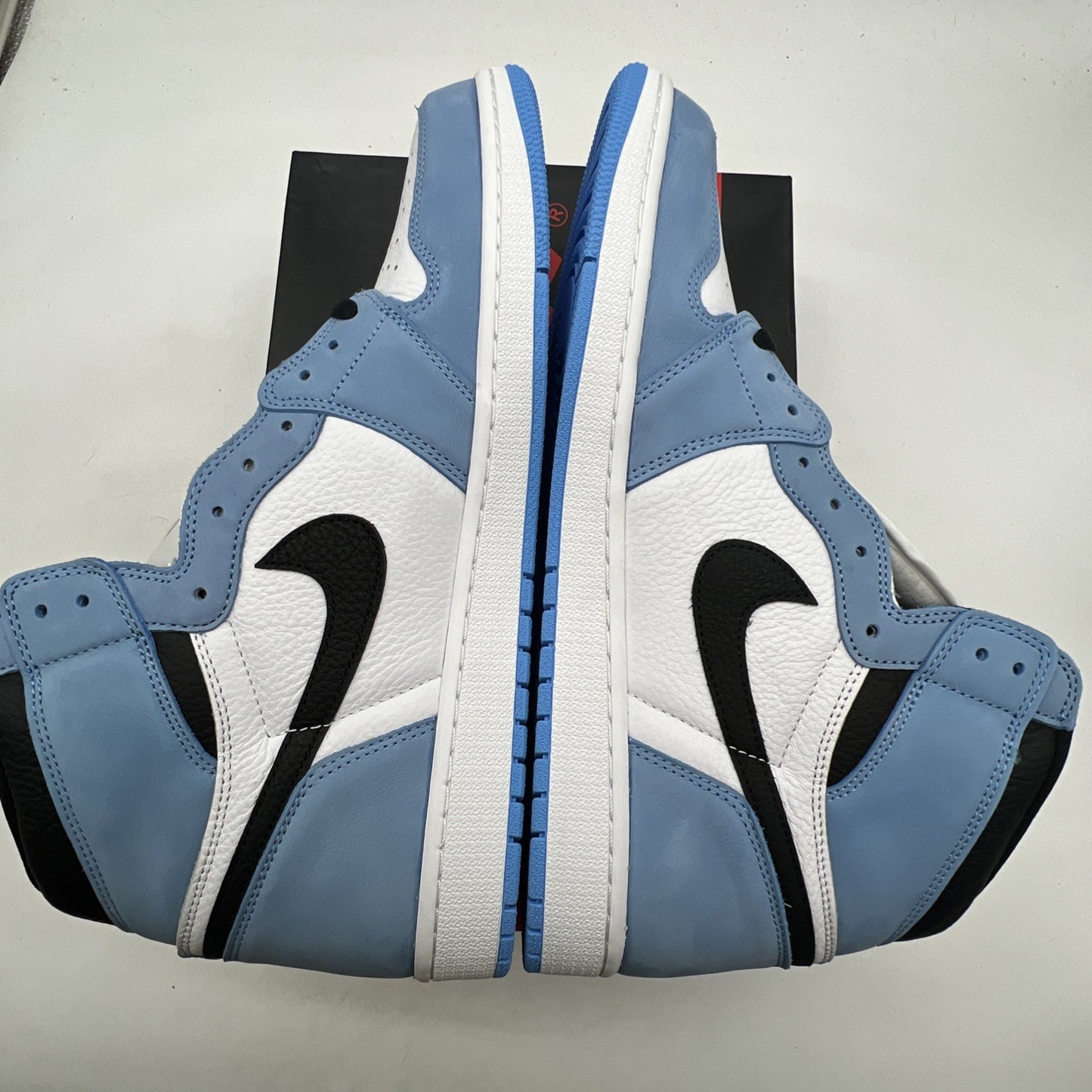 Size 15 - Air Jordan 1 Retro OG High University Blue (555088-134)
