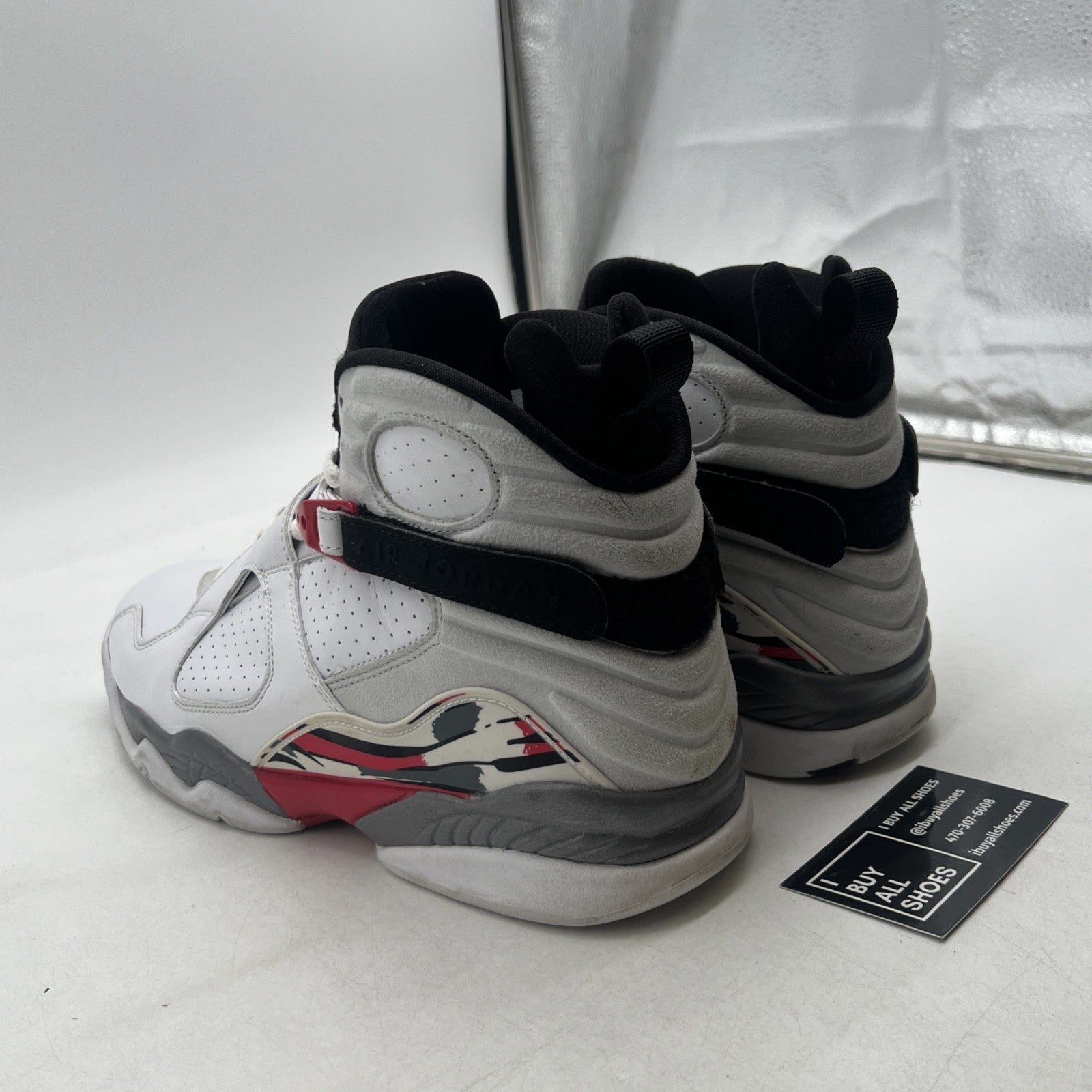 Size 11.5 - Air Jordan 8 Retro 2013 Bugs Bunny (305381-103)