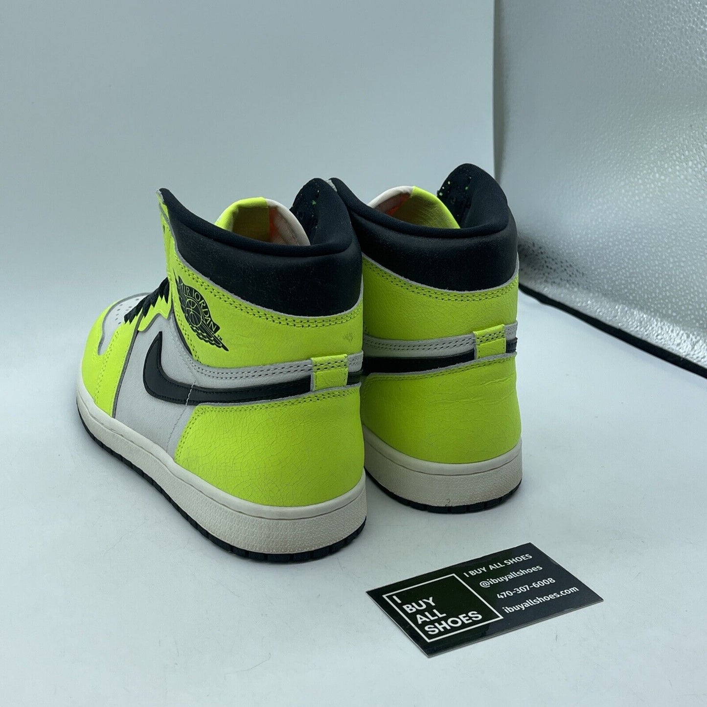 Size 8 - Jordan 1 Retro High OG Visionaire Neon Green Black White (555088-702)