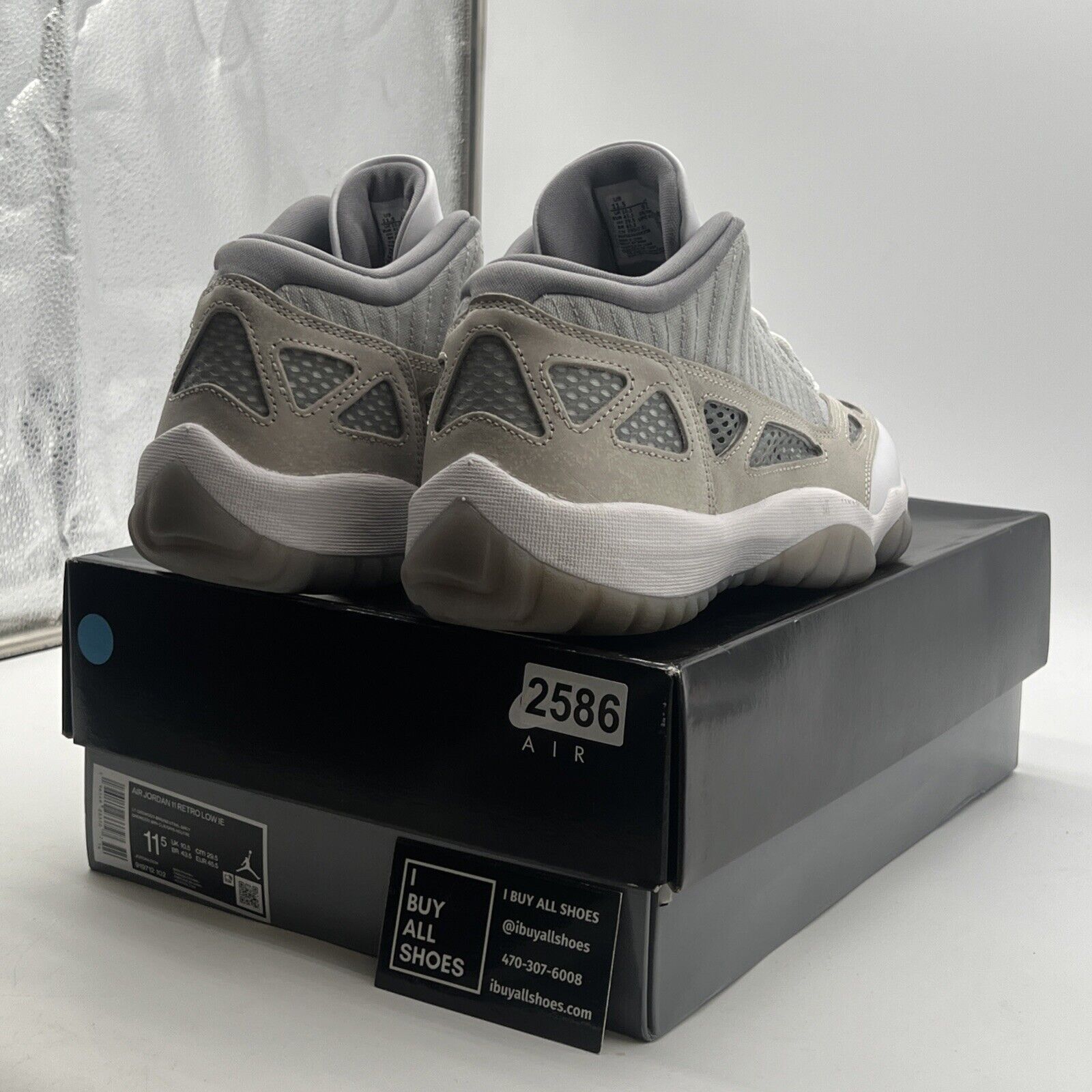 Size 11.5 - Air Jordan 11 Retro IE Low Light Orewood Brown (919712-102)