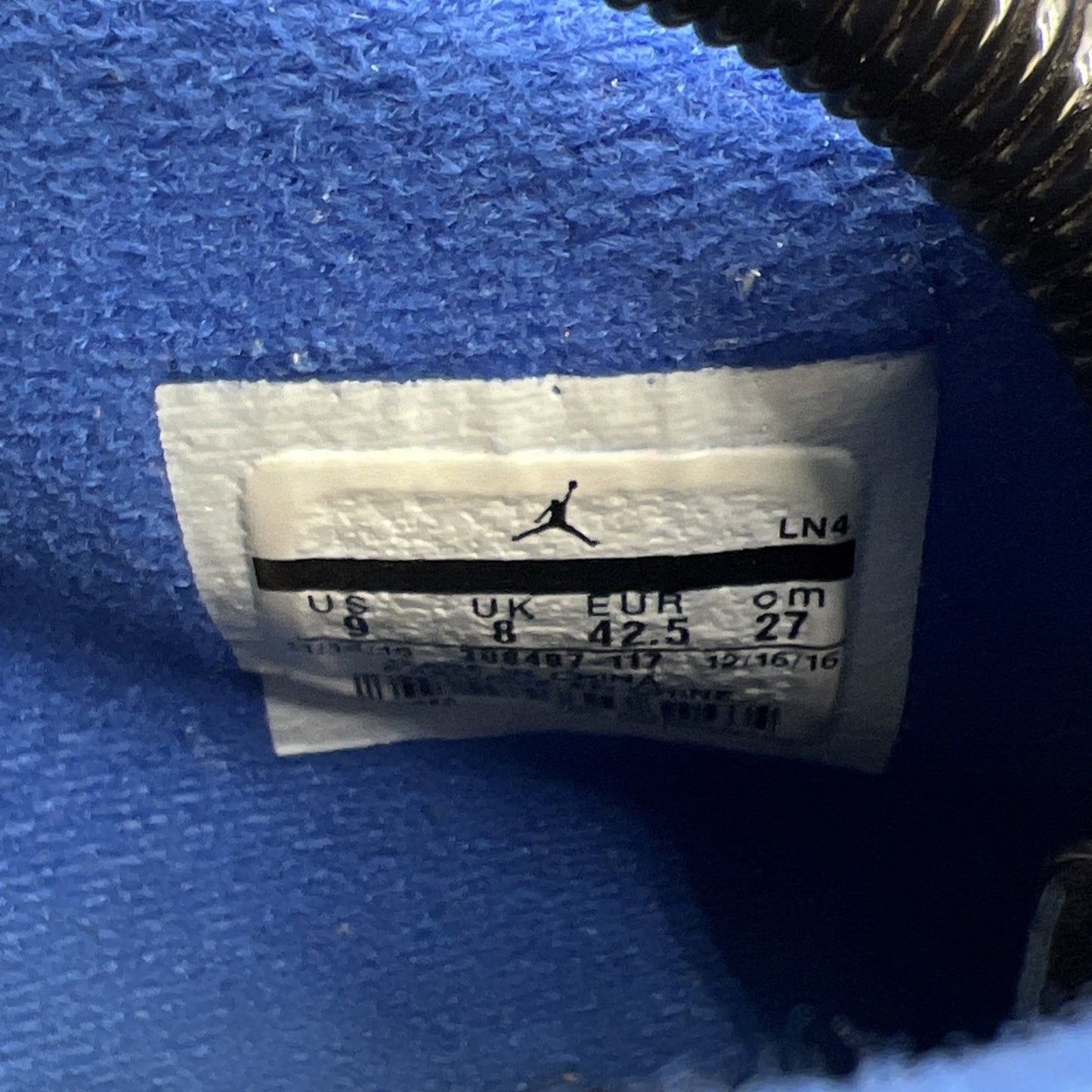 Size 9 - Air Jordan 4 Retro Mid Motorsports (308497-117)