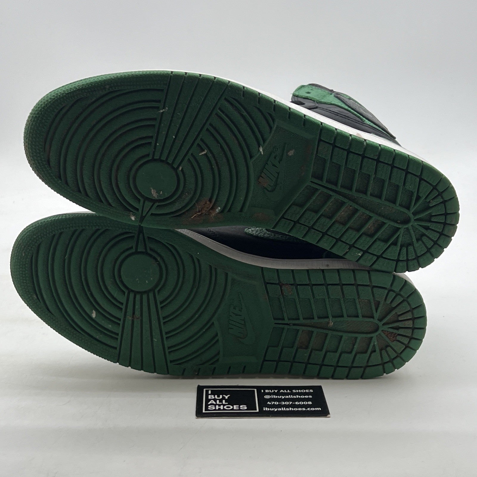 Size 10.5 - Air Jordan 1 Retro OG High Pine Green 2.0 (555088-030)