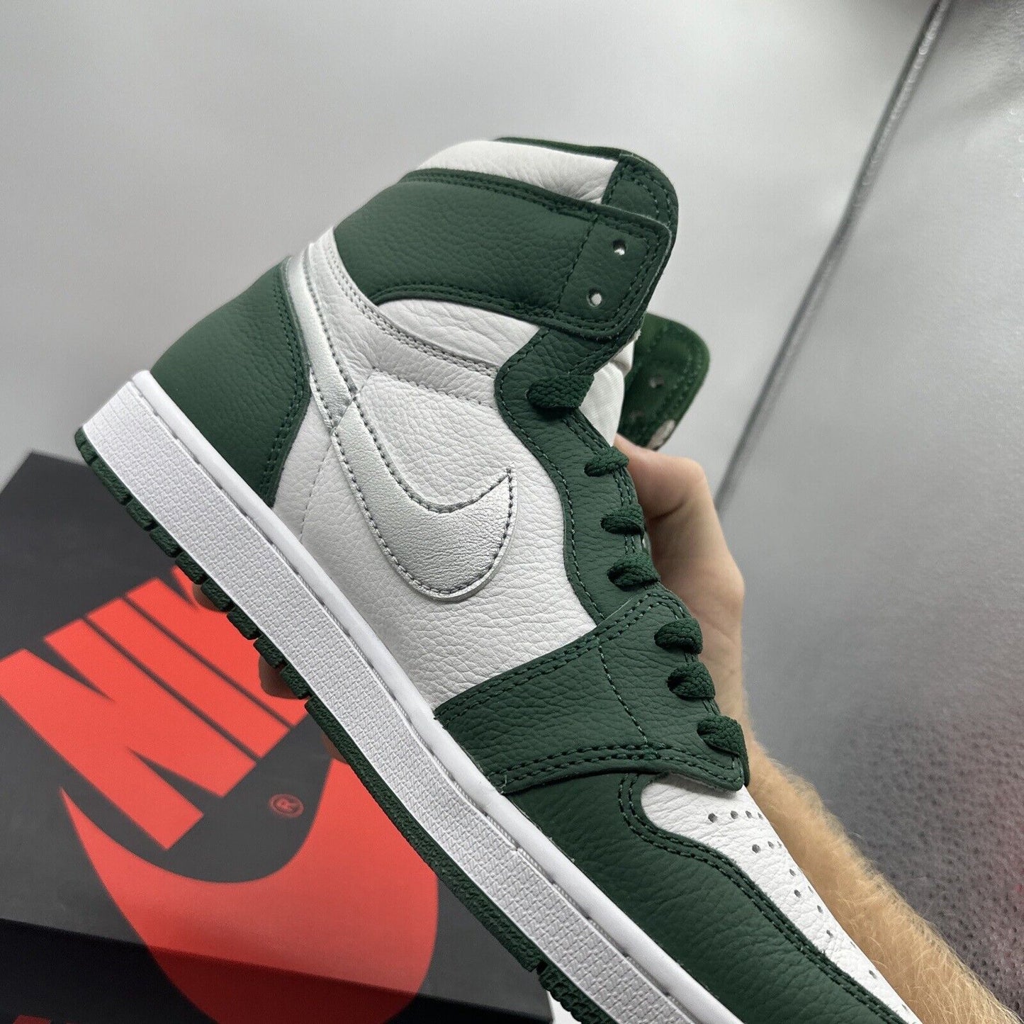 Air Jordan 1 Retro High OG Gorge Green SIZE 11 DZ5485-303 SHIPS SAME DAY!