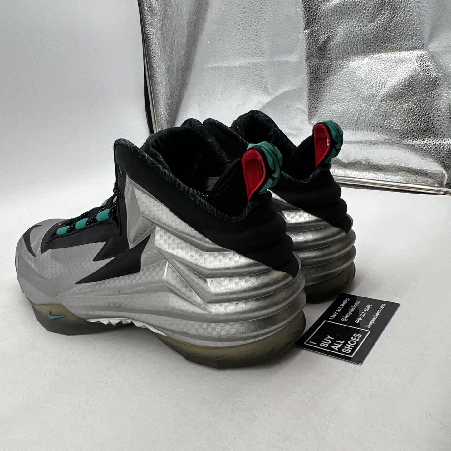 Size 11 - Nike Chuck Posite Metallic Silver (684758-001)