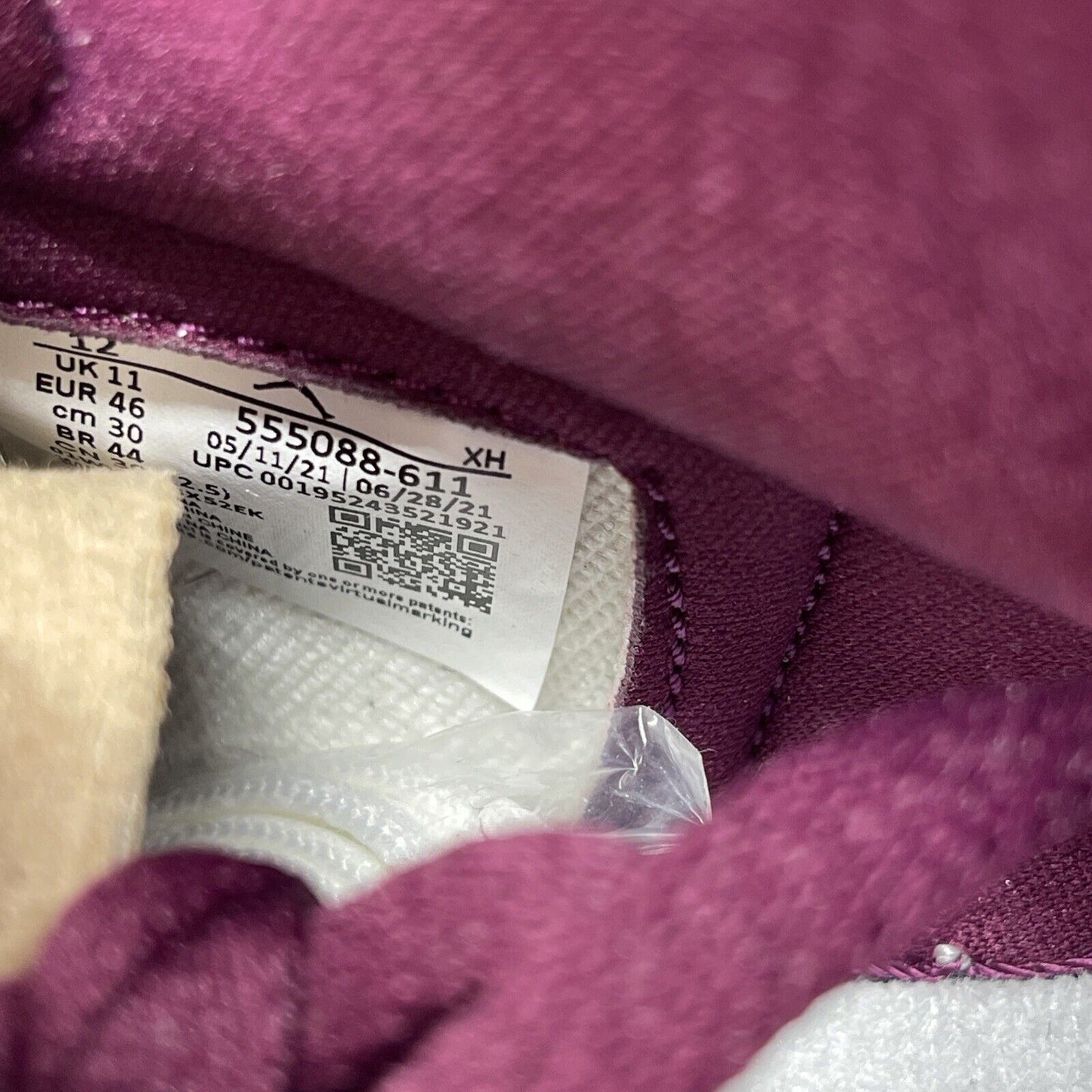 Size 12 - Jordan 1 Retro High OG Bordeaux Burgundy White Leather (555088-611)