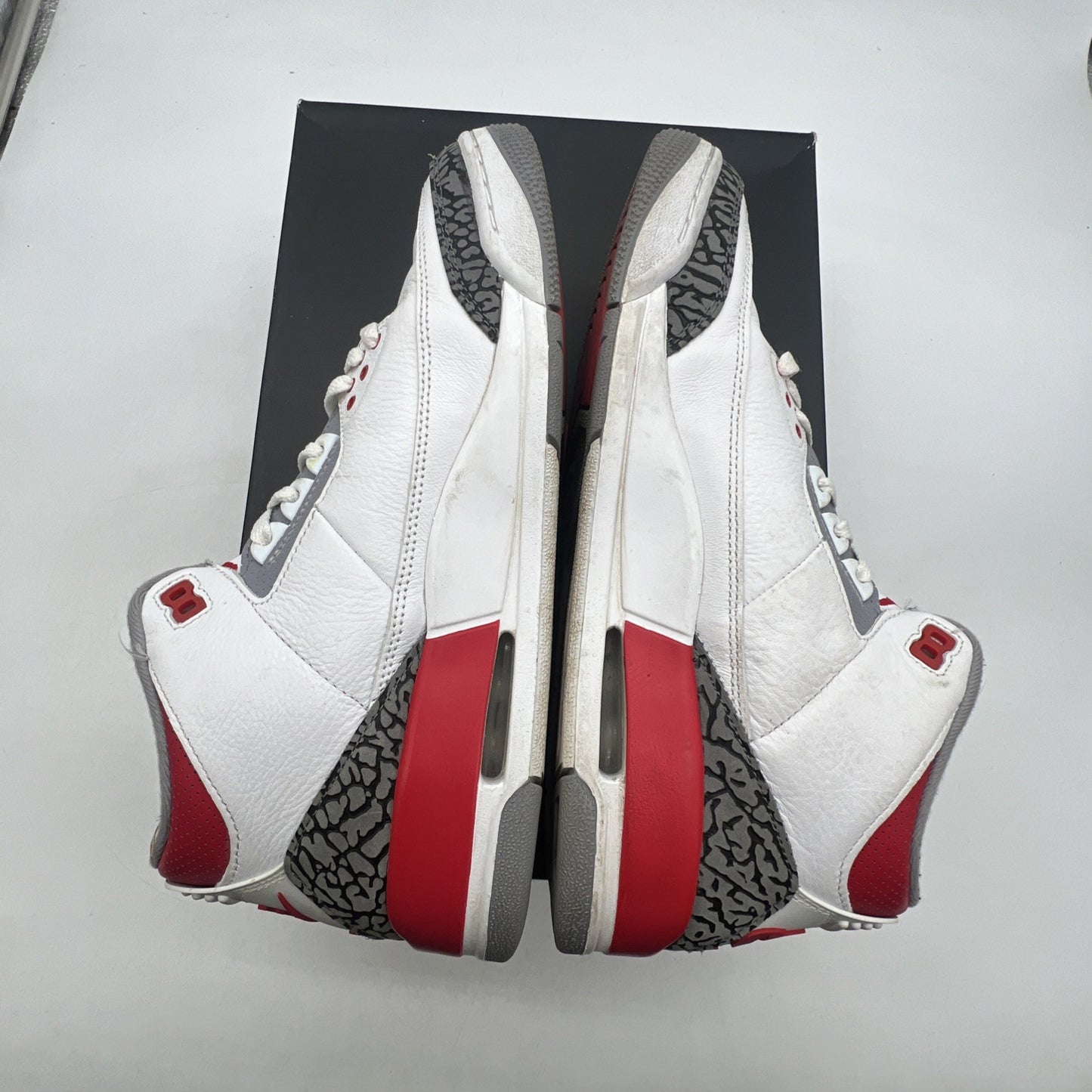Size 10 - Air Jordan 3 Retro Mid Fire Red (DN3707-160)