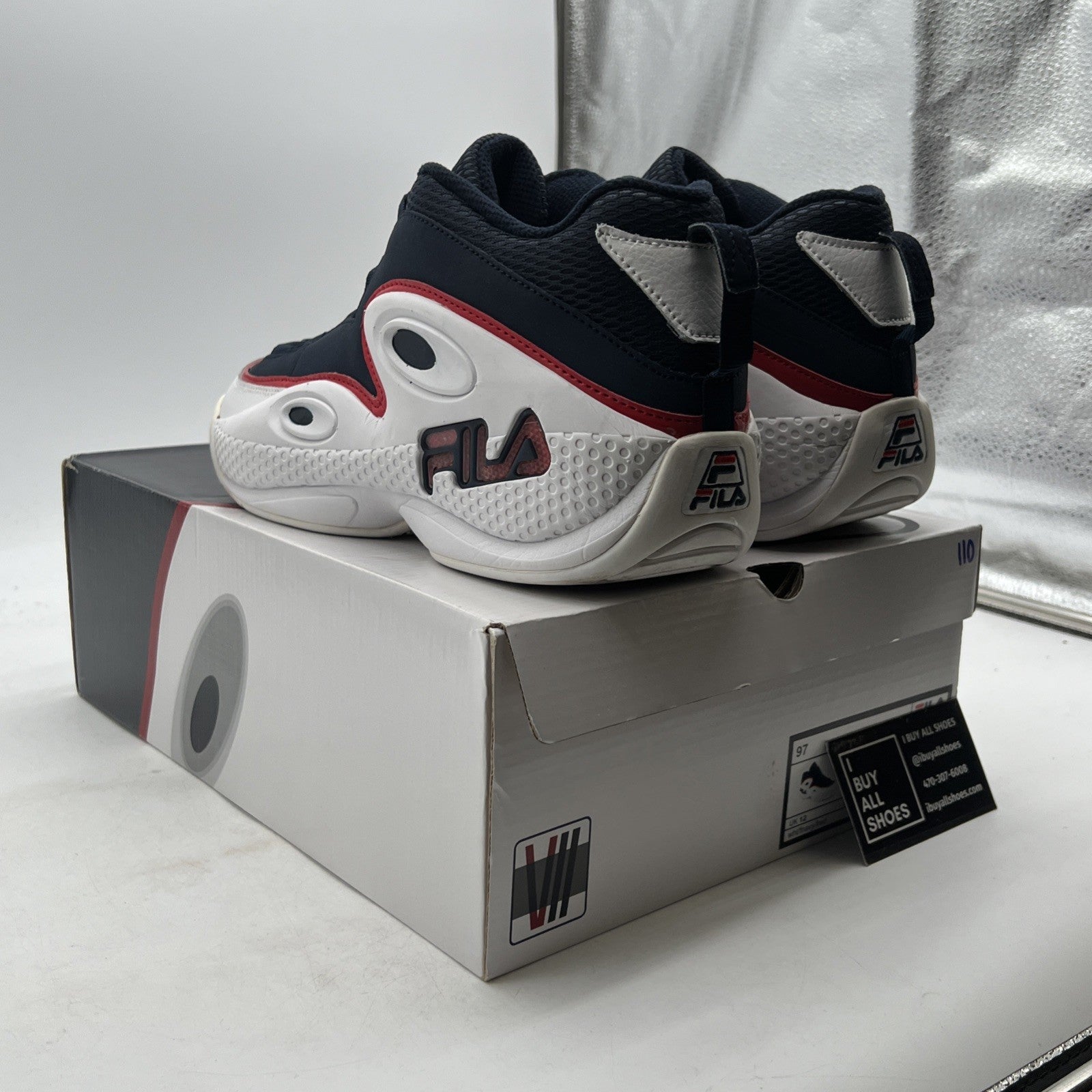 Size 13 - Fila 1997 Grant Hill 3 Navy Blue Detroit Pistons (1VB90113-127)