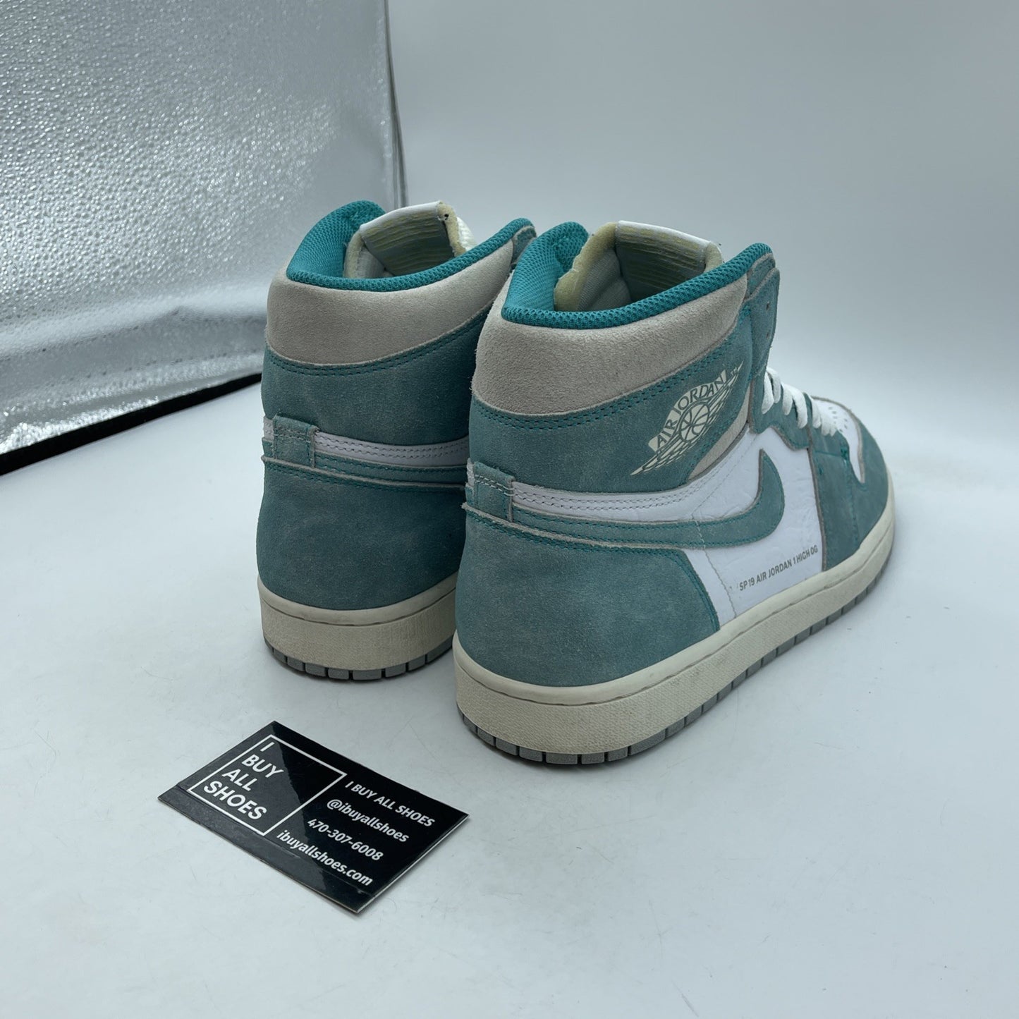 Size 9.5 - Jordan 1 Retro OG High Turbo Green Grey Suede Leather (555088-311)