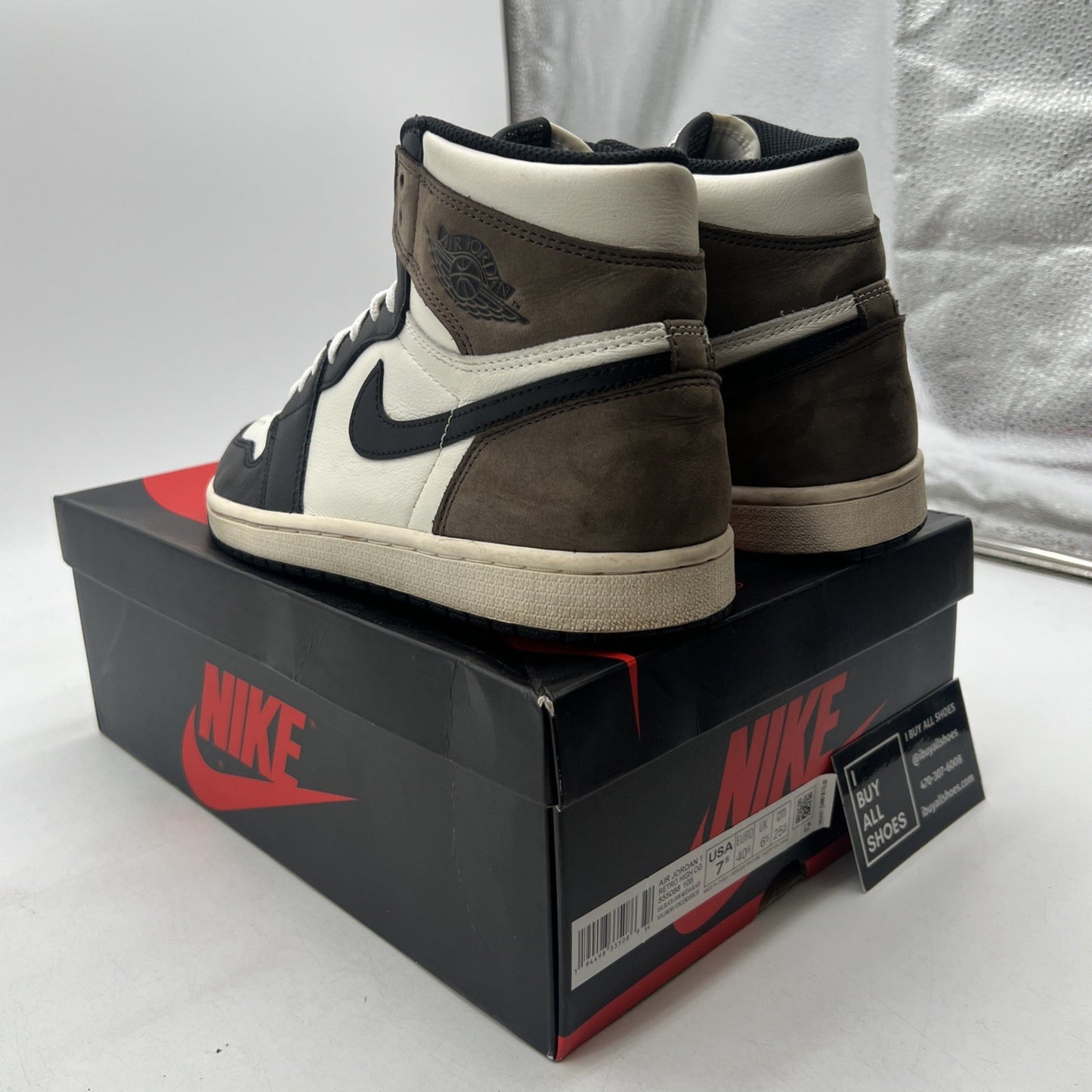 Size 7.5 - Air Jordan 1 Retro OG High Dark Mocha (555088-105)