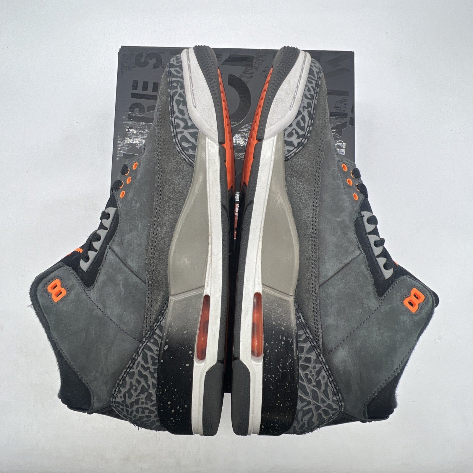 Size 10 - Air Jordan 3 Retro 2023 Mid Fear (CT8532-080)