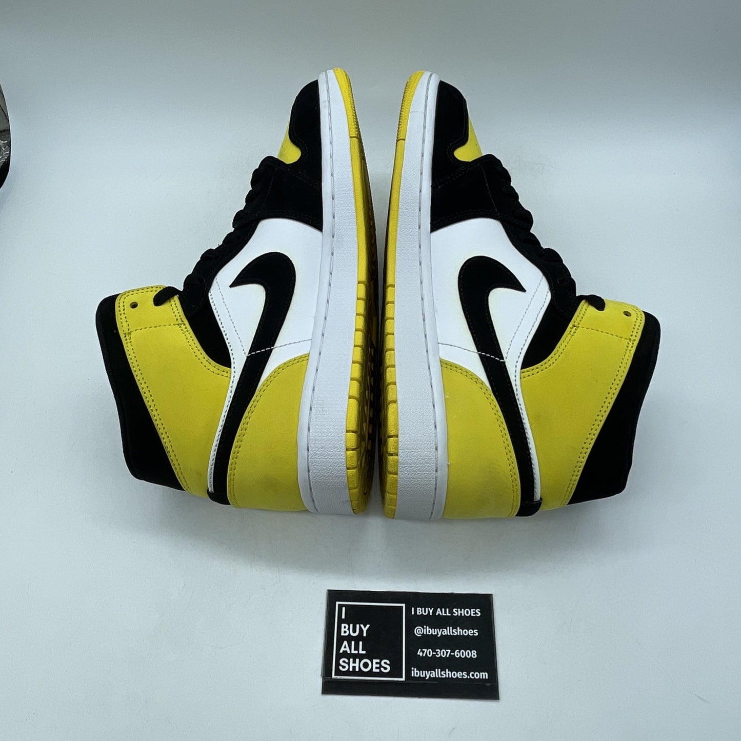 Size 9 - Air Jordan 1 SE Mid Yellow Toe Black Suede (852542-071)