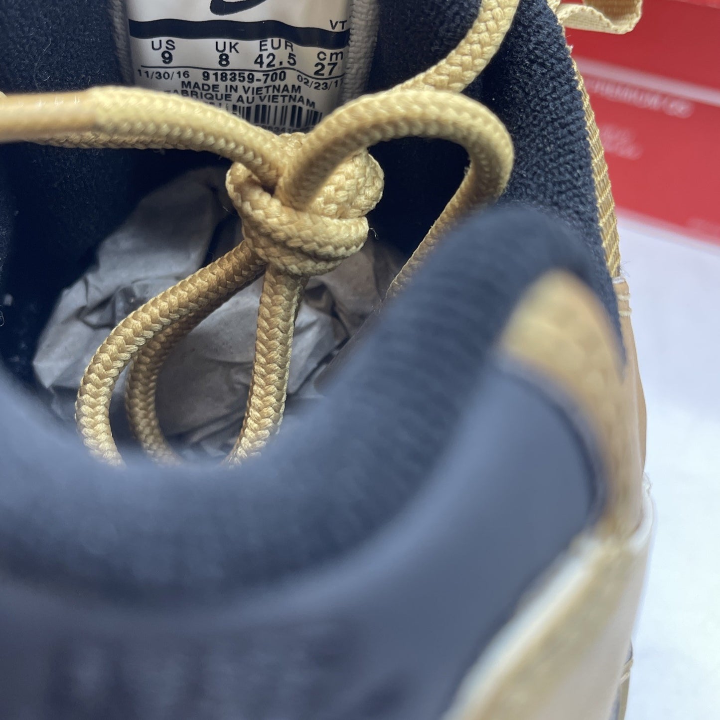 Size 9 - Nike Air Max 95 QS Metallic Gold (918359-700)