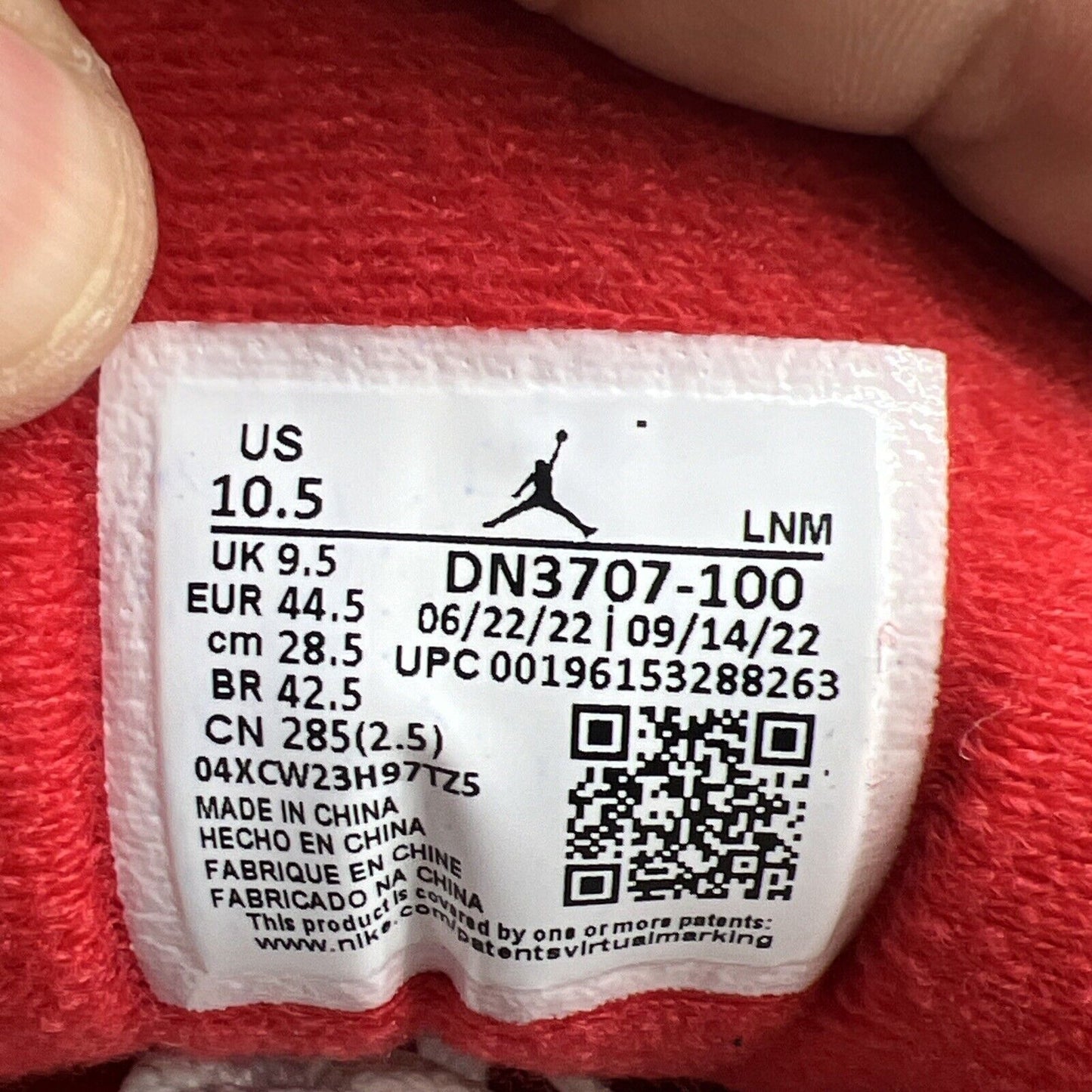Size 10.5 - Air Jordan 3 Retro Mid White Cement Reimagined (DN3707-100)