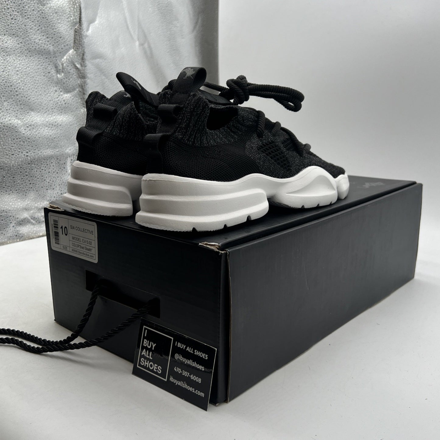 Size 10 - Sia Collective V2 "Bred Stealth”