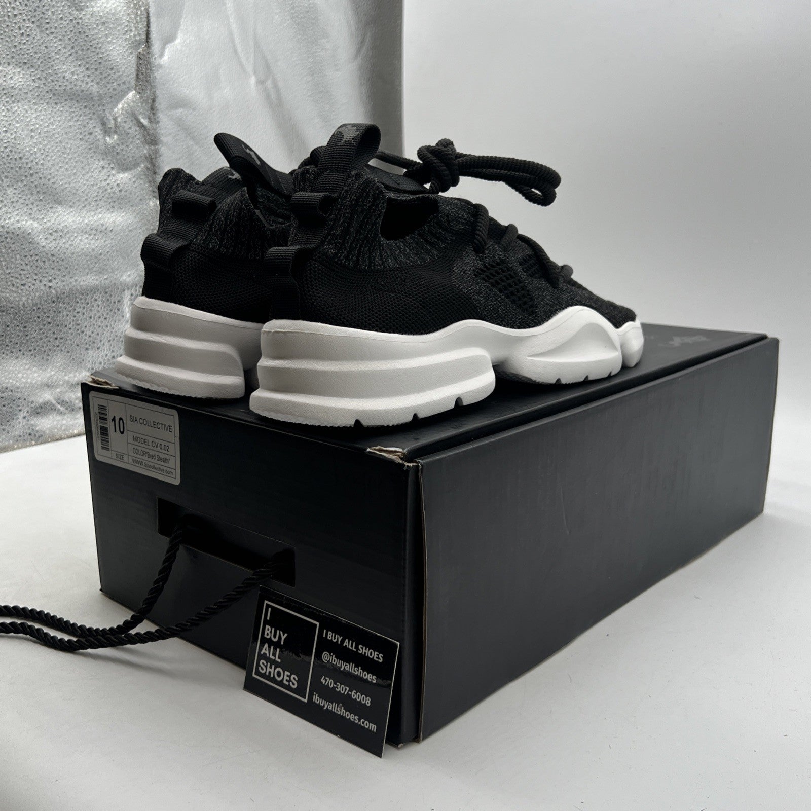 Size 10 - Sia Collective V2 "Bred Stealth”