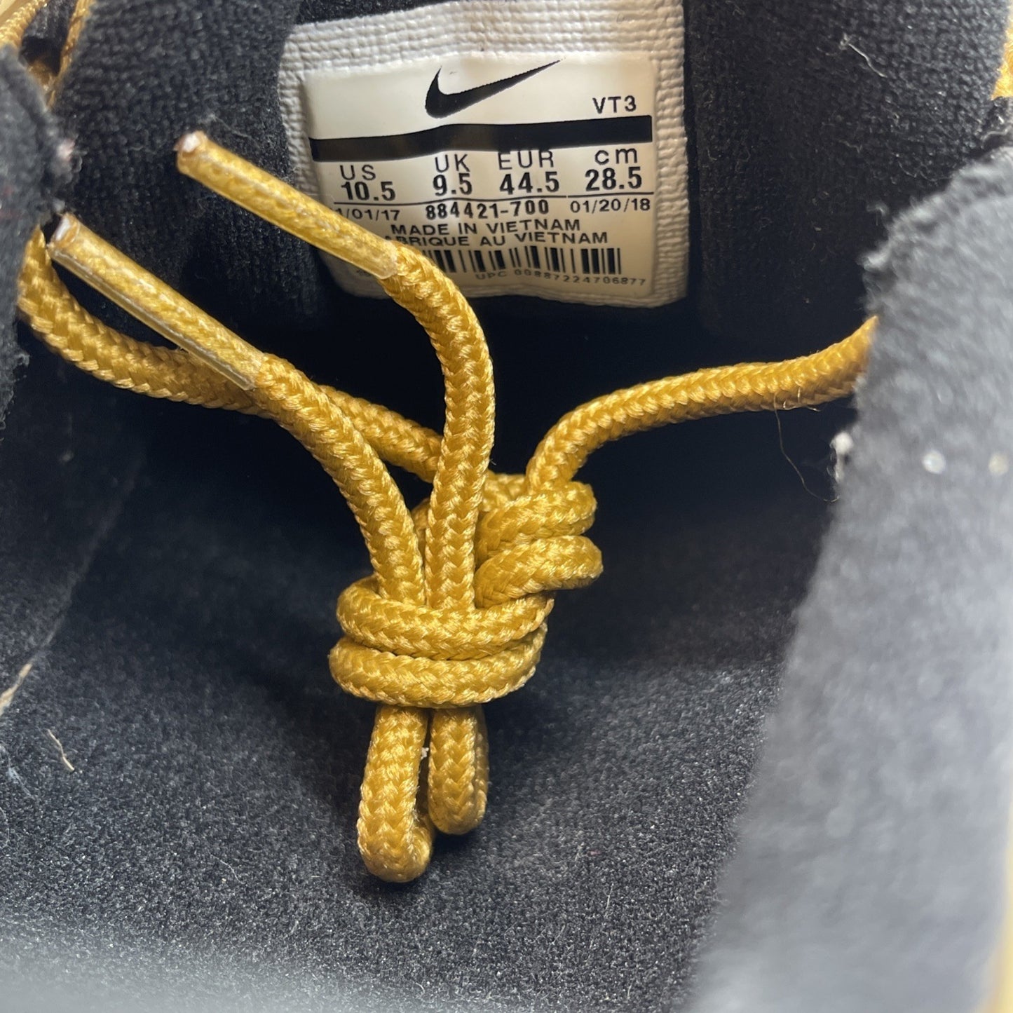 Size 10.5 - Nike Air Max 97 OG QS Metallic Gold Suede Leather (884421-700)