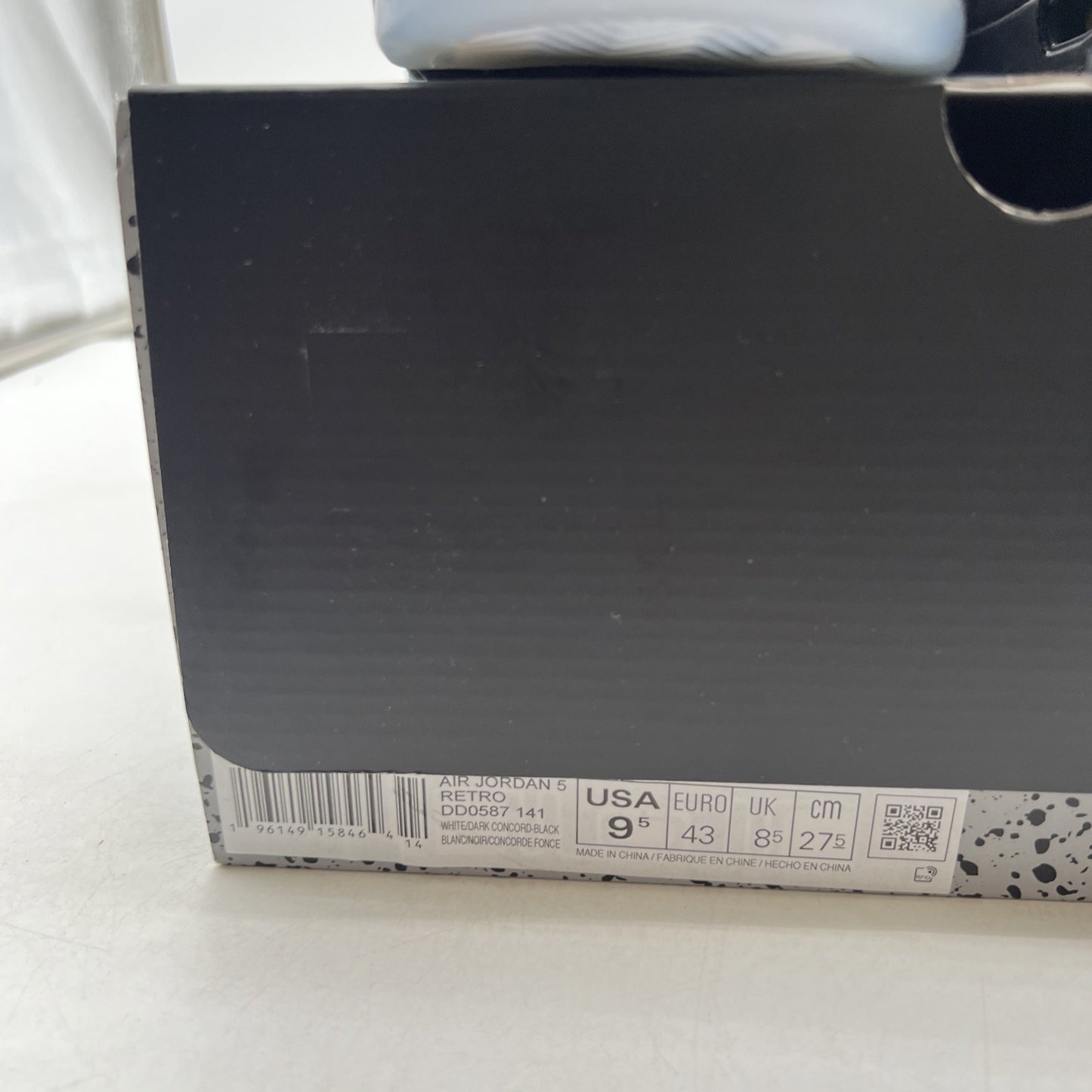 Size 9.5 - Air Jordan 5 Concord 2022 (DD0587-141).