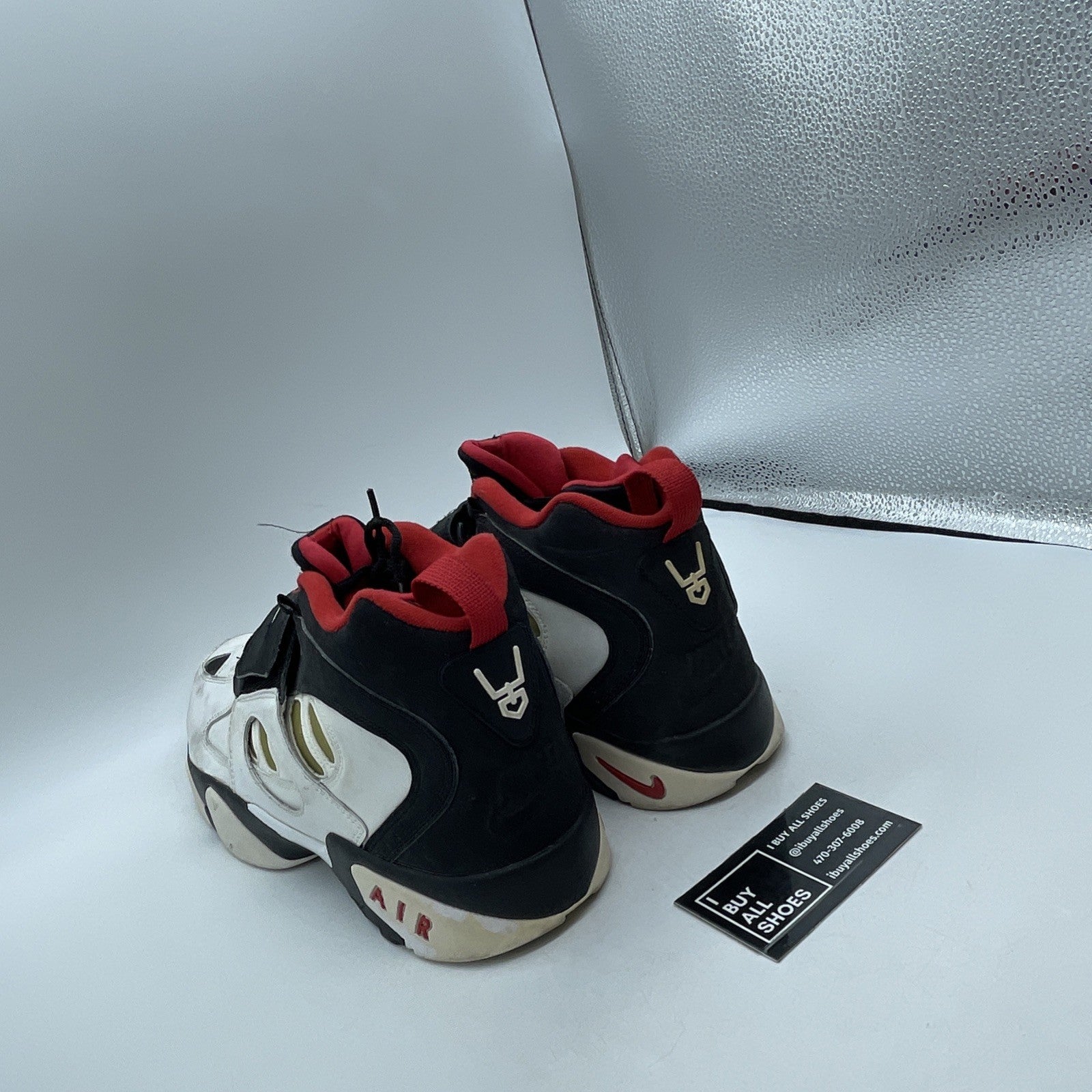 Size 13 - Nike Air Diamond Turf 2 Black White Gold (487658-070)