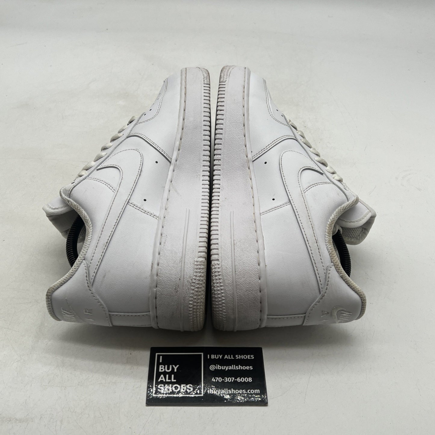 Size 9 - Nike Air Force 1 '07 Low Triple White (CW2288-111)