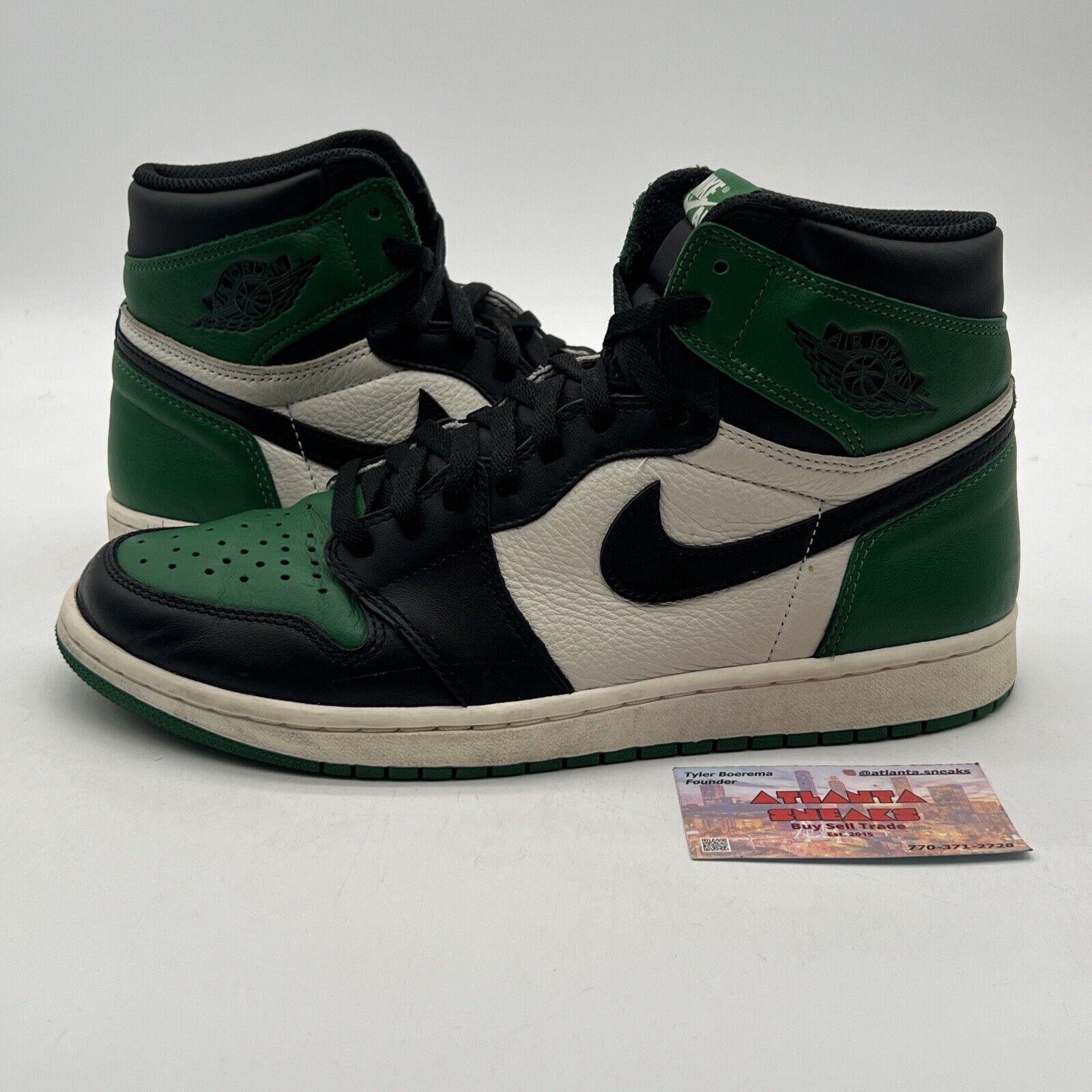 Size 11 - Jordan 1 Retro High OG Pine Green 2018 Black White Leather 555088-302