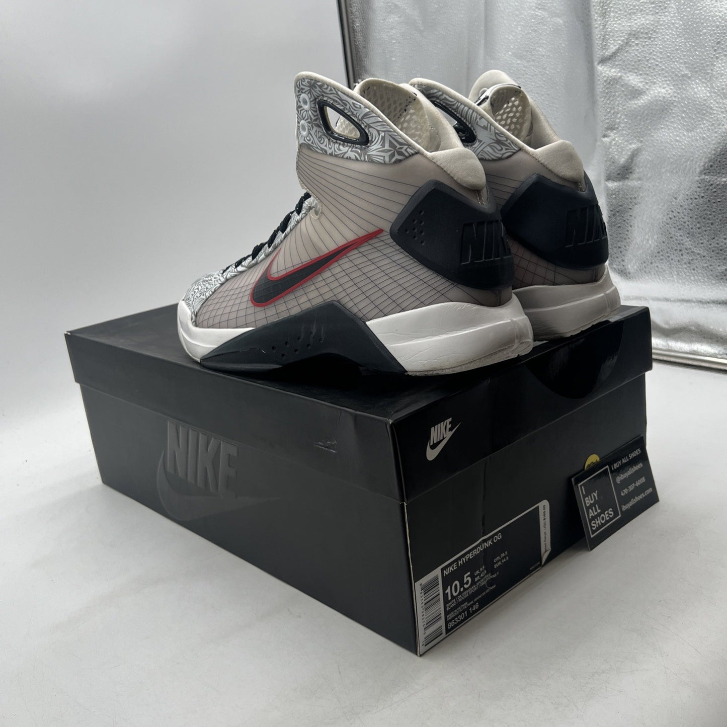 Size 10.5 - Nike Hyperdunk OG 2016 United We Rise (863301-146)