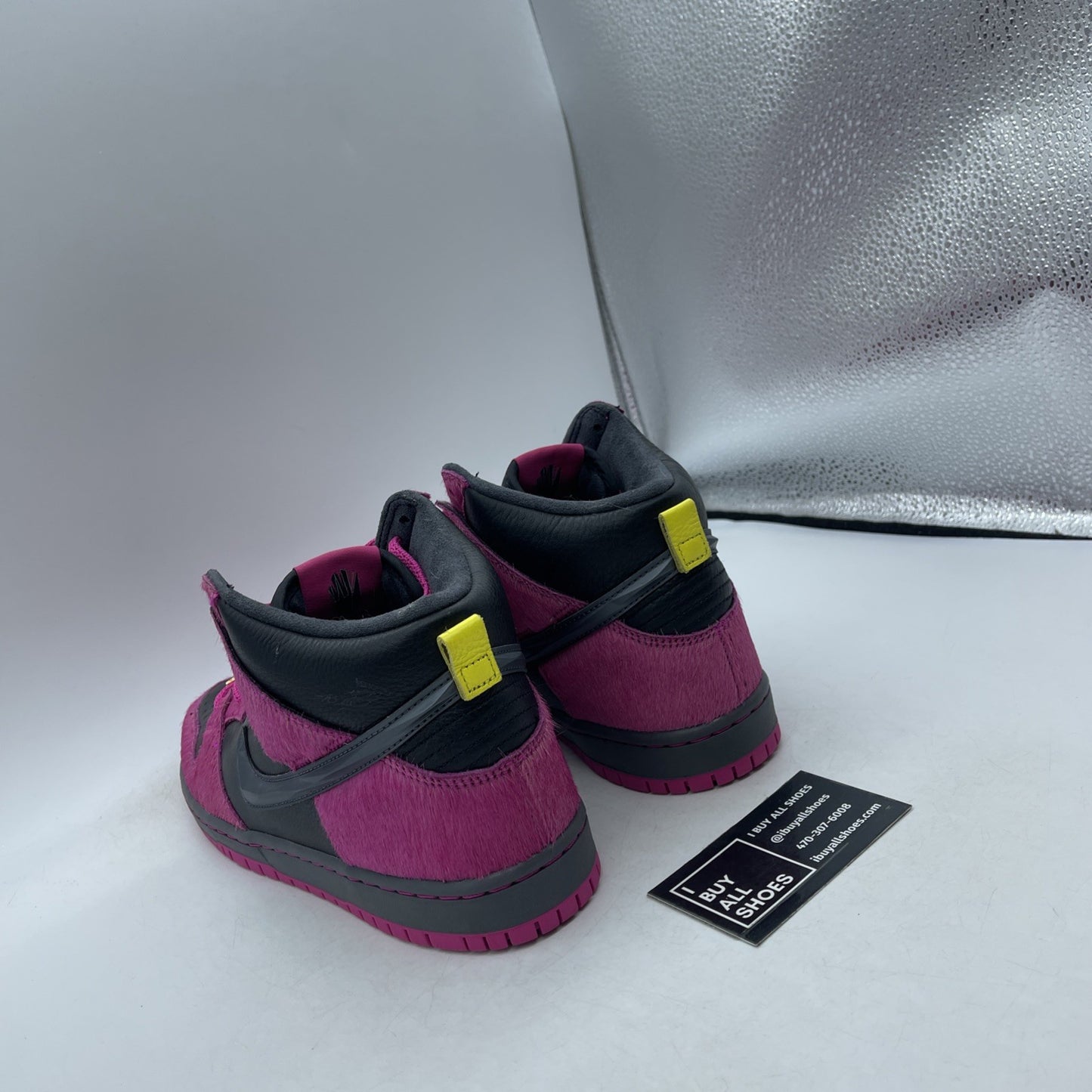 Size 8 - Nike Run The Jewels x Dunk SB High 4/20 (DX4356-600)