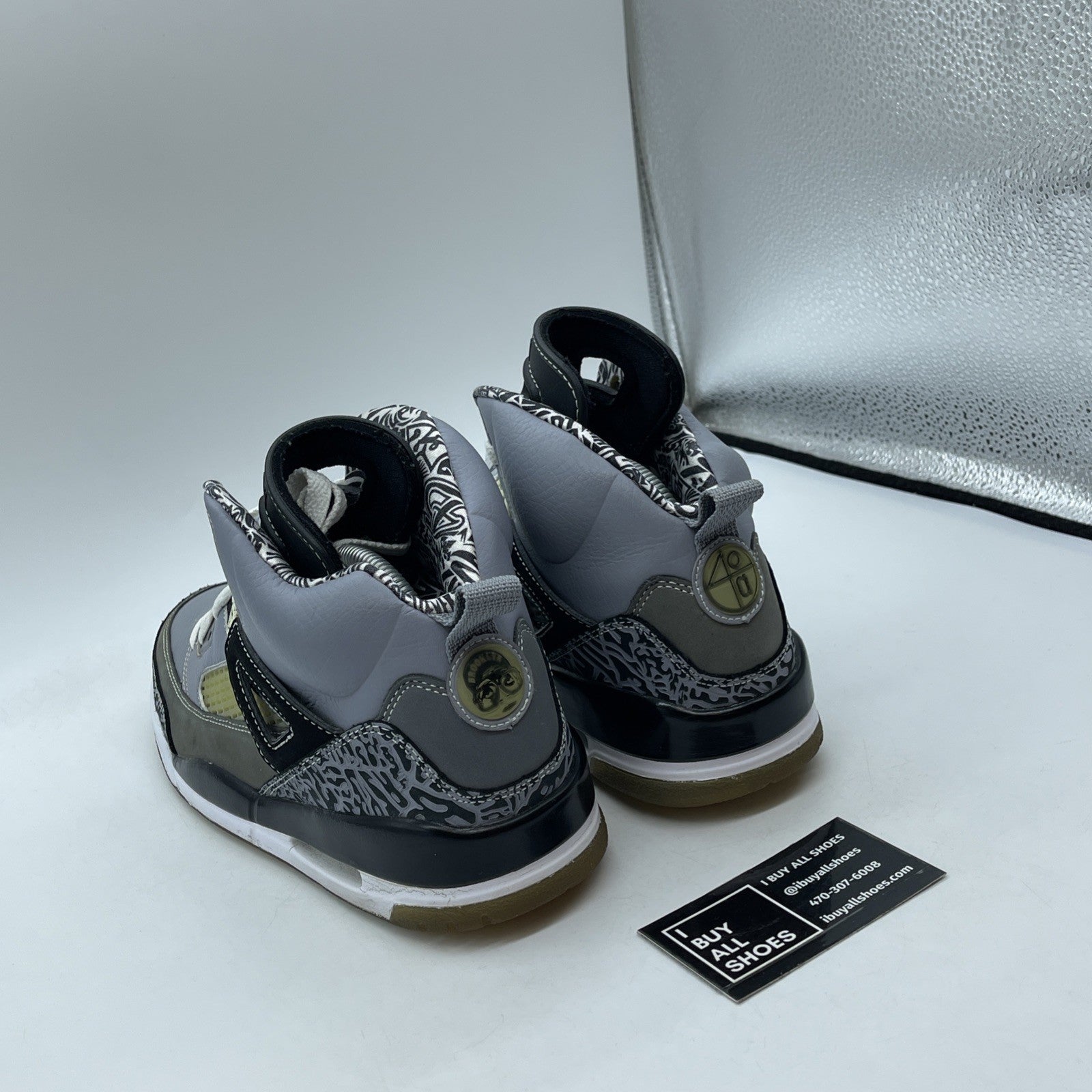 Size 9 - Jordan SpizIke Light Graphite Grey Black Suede Leather (315371-091)