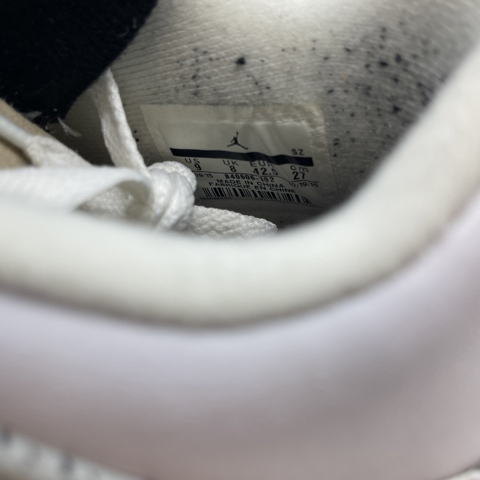 Size 9 - Air Jordan 4 Retro OG Mid White Cement (840606-192)