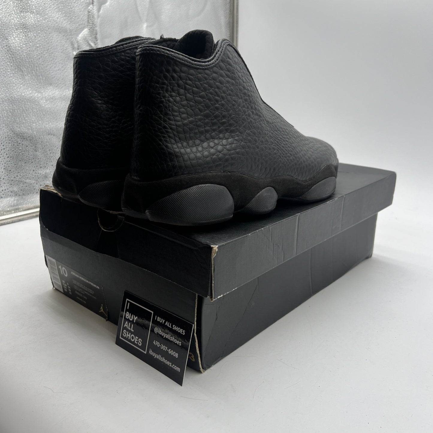 Size 10 - Jordan Horizon Premium Black Croc (822333-010)