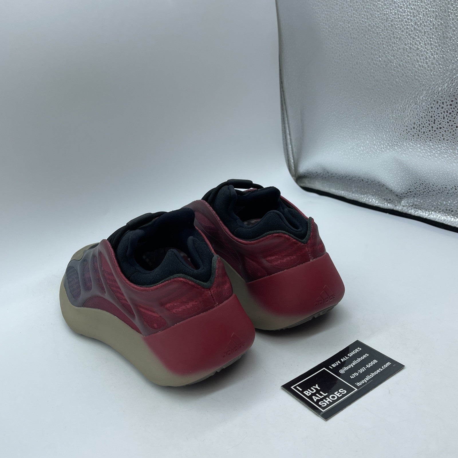 Size 10 - adidas Yeezy 700 V3 Fade Carbon Red Brown Black (GW1814)