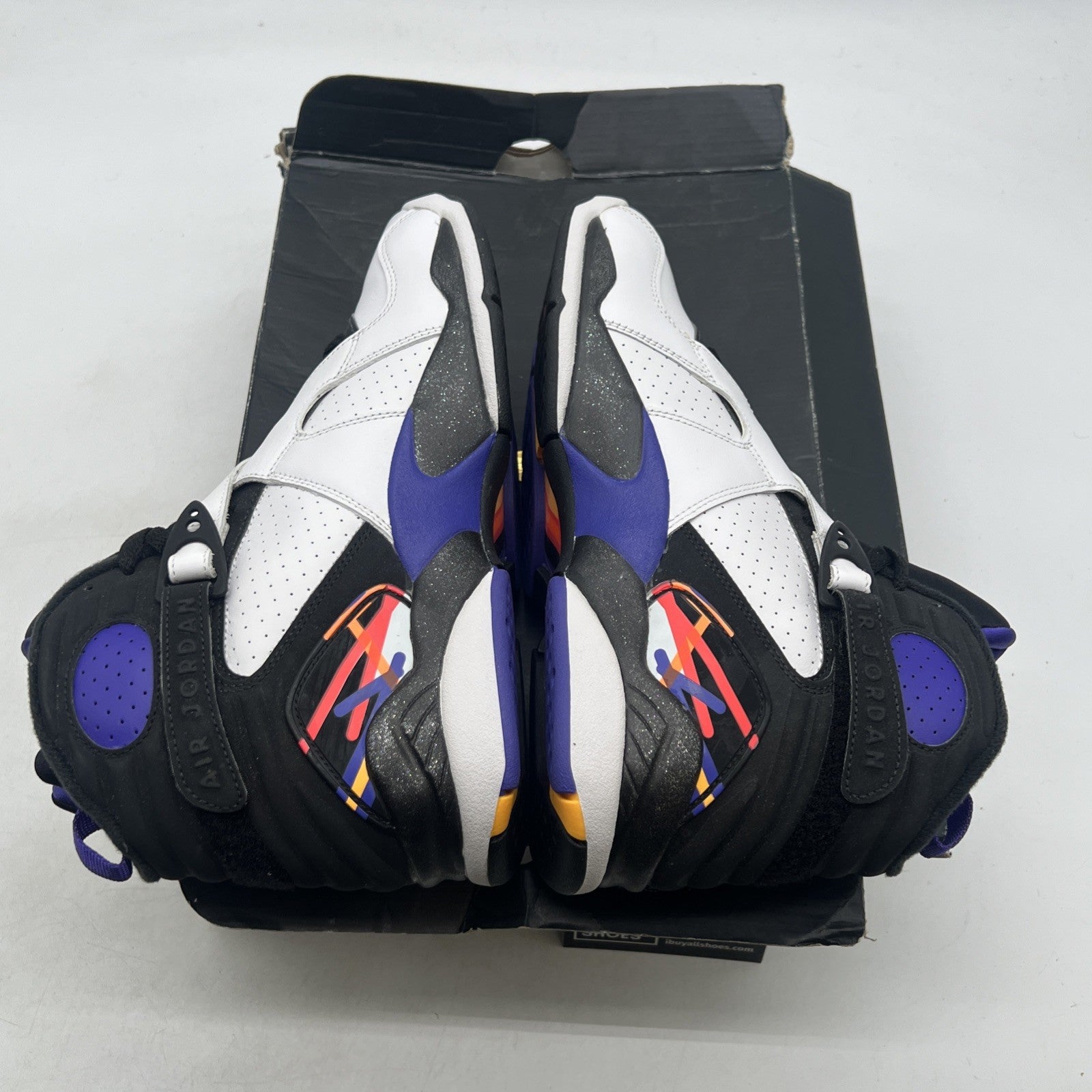 Size 9 - Air Jordan 8 Three-Peat (305381-142)