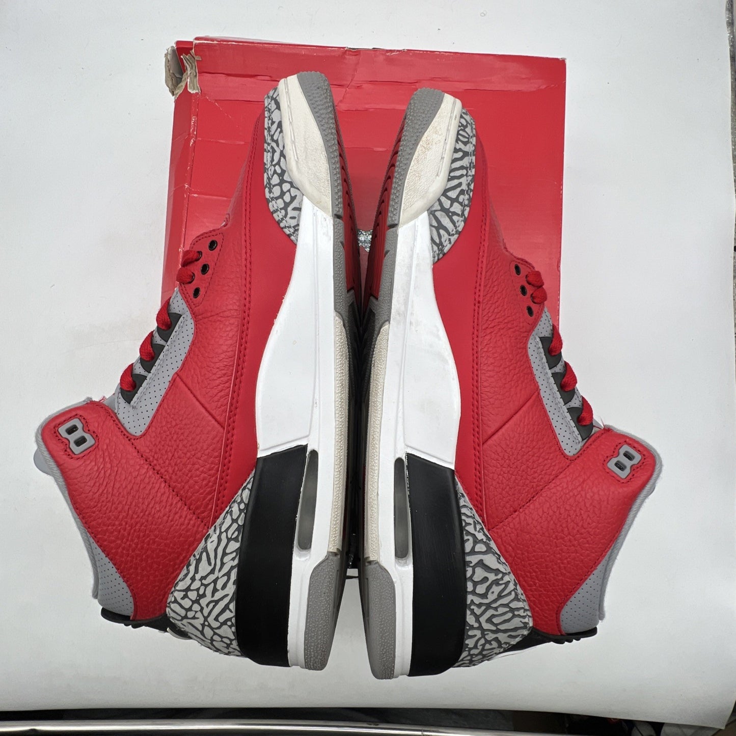 Size 13 - Air Jordan 3 Retro SE Mid Unite (CK5692-600)