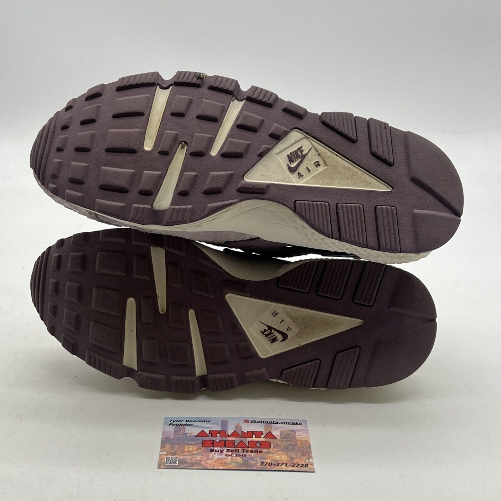 Size 8.5 - Nike Huarache Run Premium Violet Dust W (683818-500)