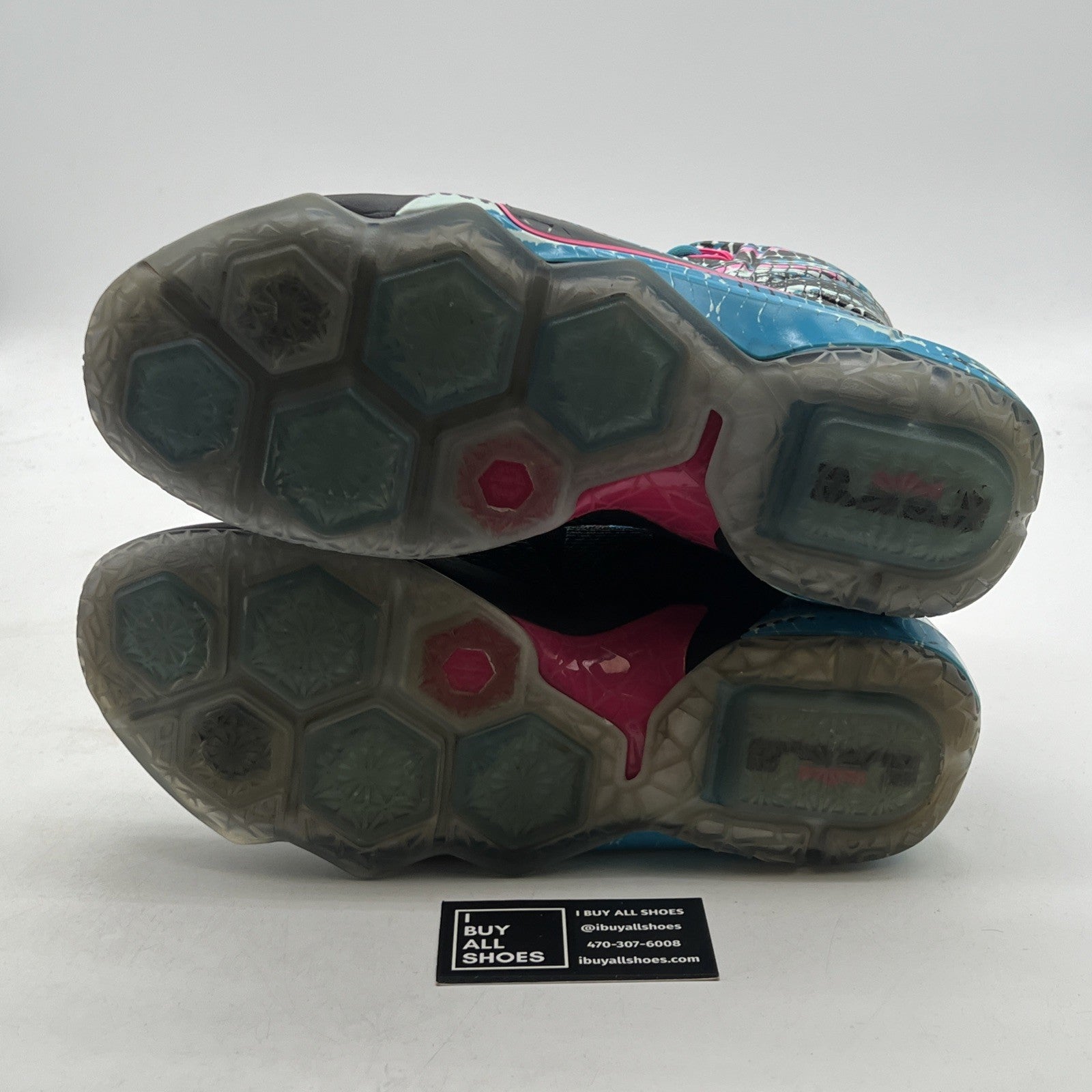 Size 12 - Nike LeBron 12 23 Chromosomes (684593-006)