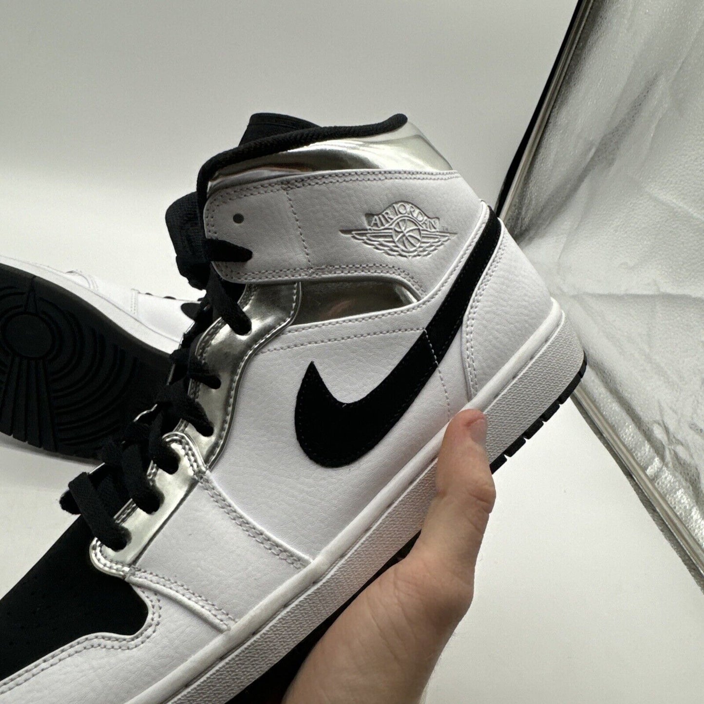 Size 13 - Jordan 1 Mid White Silver 2019 Alternate Think 16 Kahwi Shiny Black