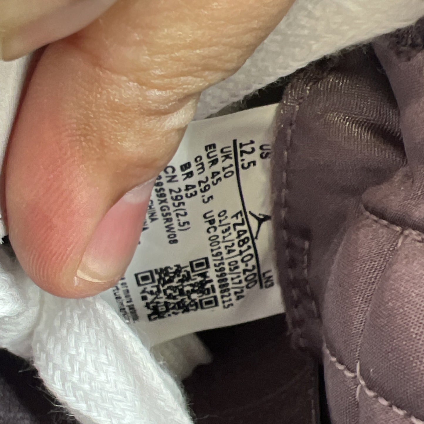 Size 12.5 - A Ma Maniére x Air Jordan 4 Retro While You Were Sleeping W