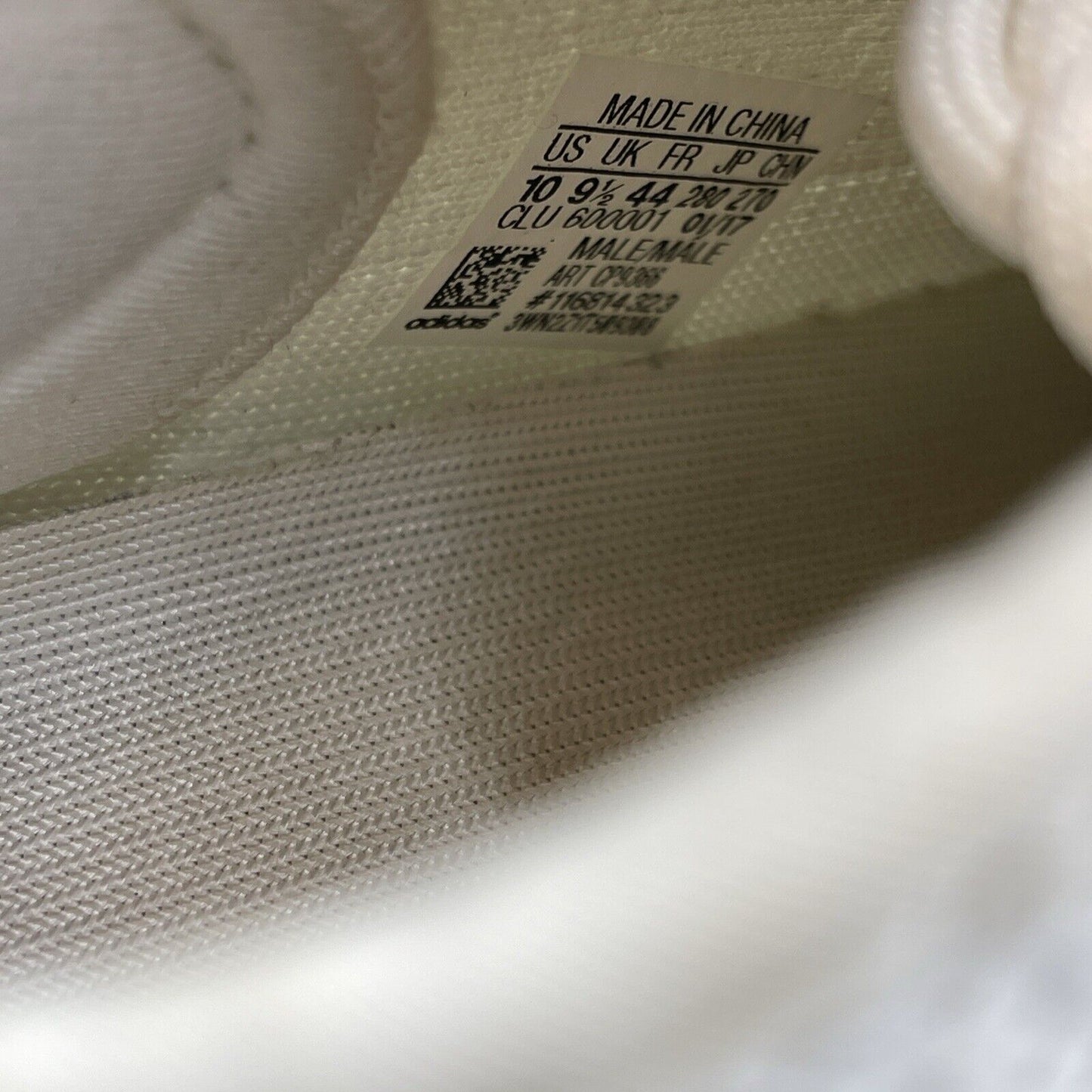 Size 10 - adidas Yeezy Boost 350 Low Cream White / Triple White Suede (CP9366)