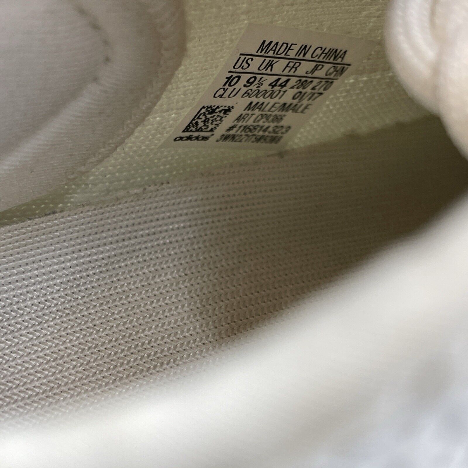 Size 10 - adidas Yeezy Boost 350 Low Cream White / Triple White Suede (CP9366)