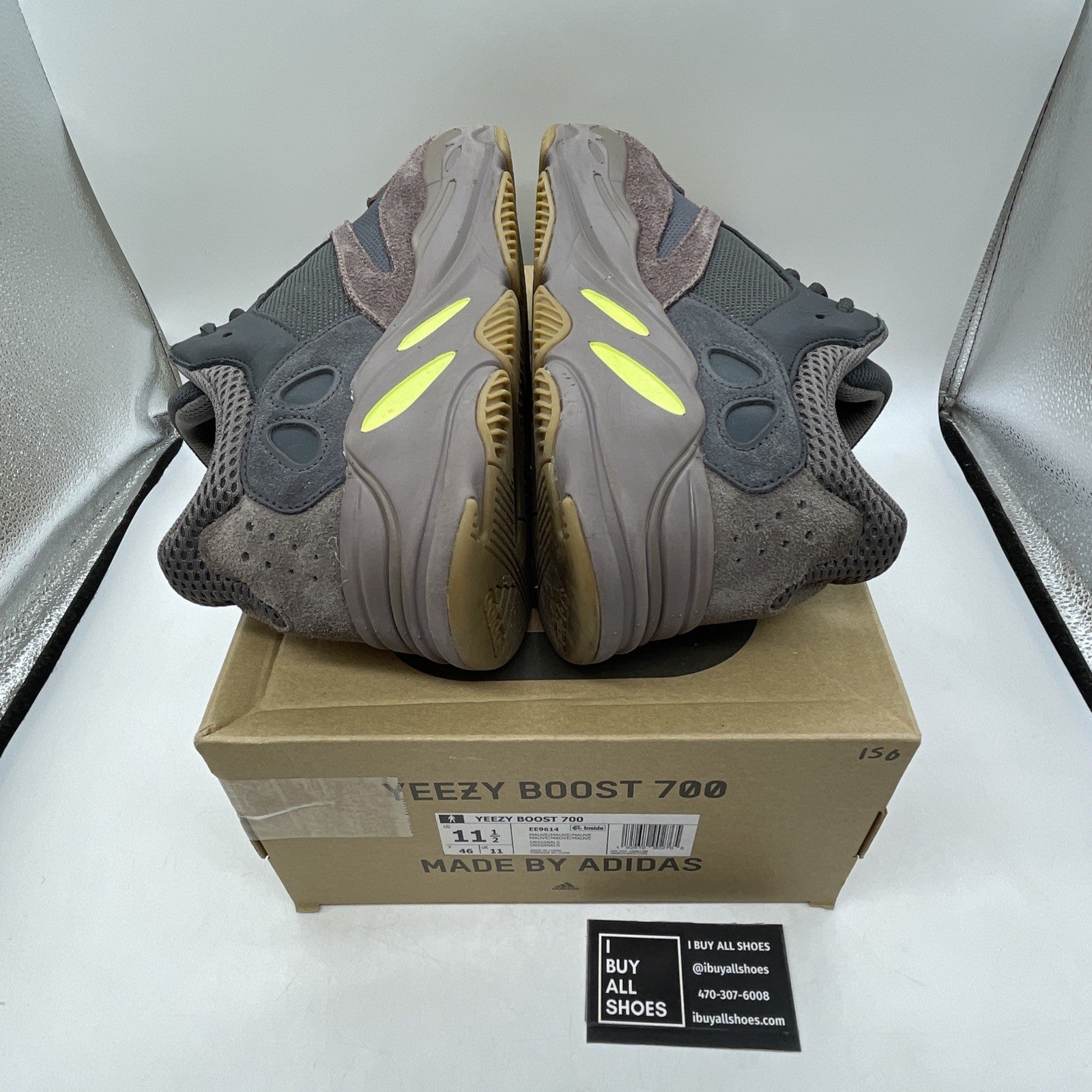 Size 11.5 - adidas Yeezy Boost 700 V1 Mauve (EE9614)