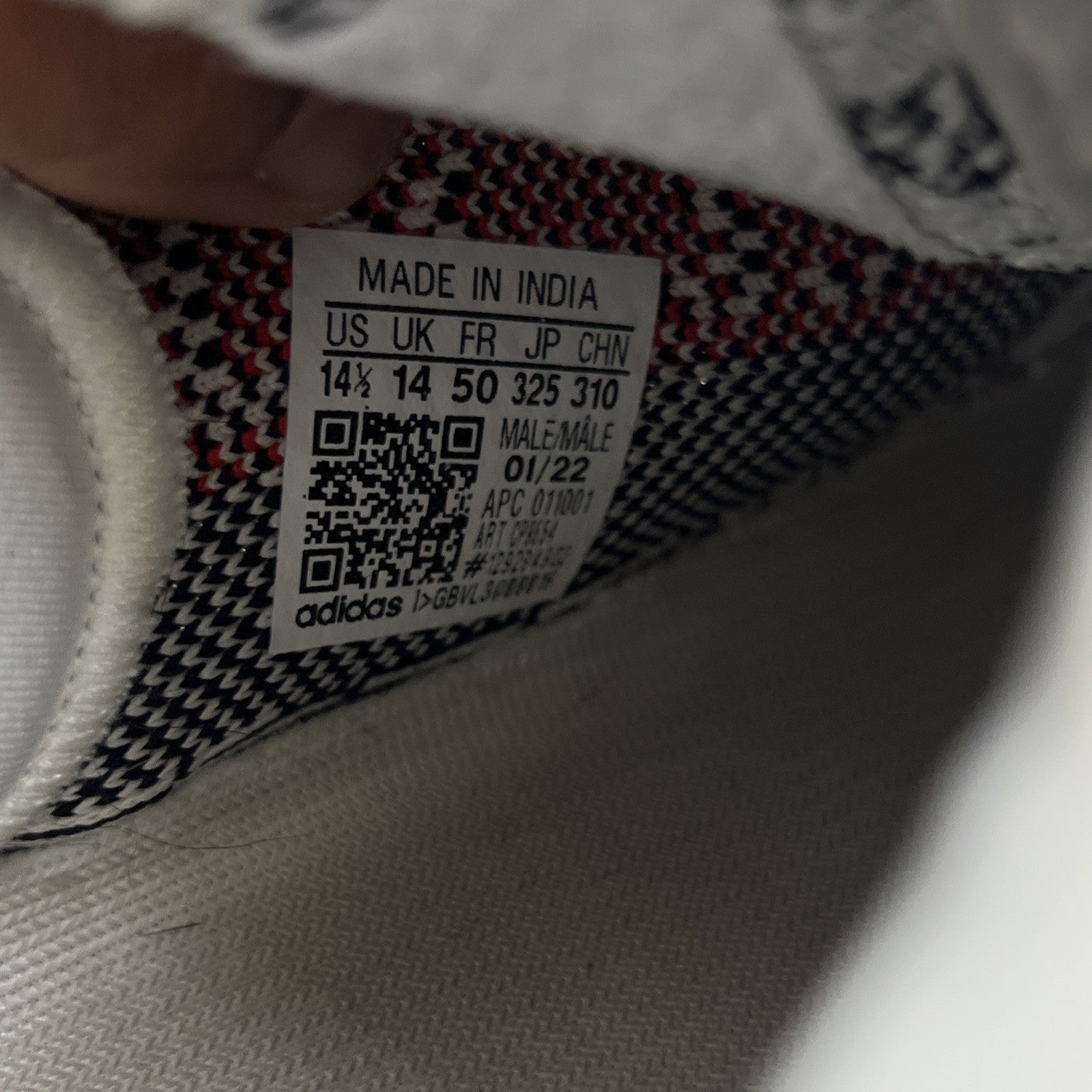 Size 14.5 - adidas Yeezy Boost 350 V2 Low Zebra (CP9654)