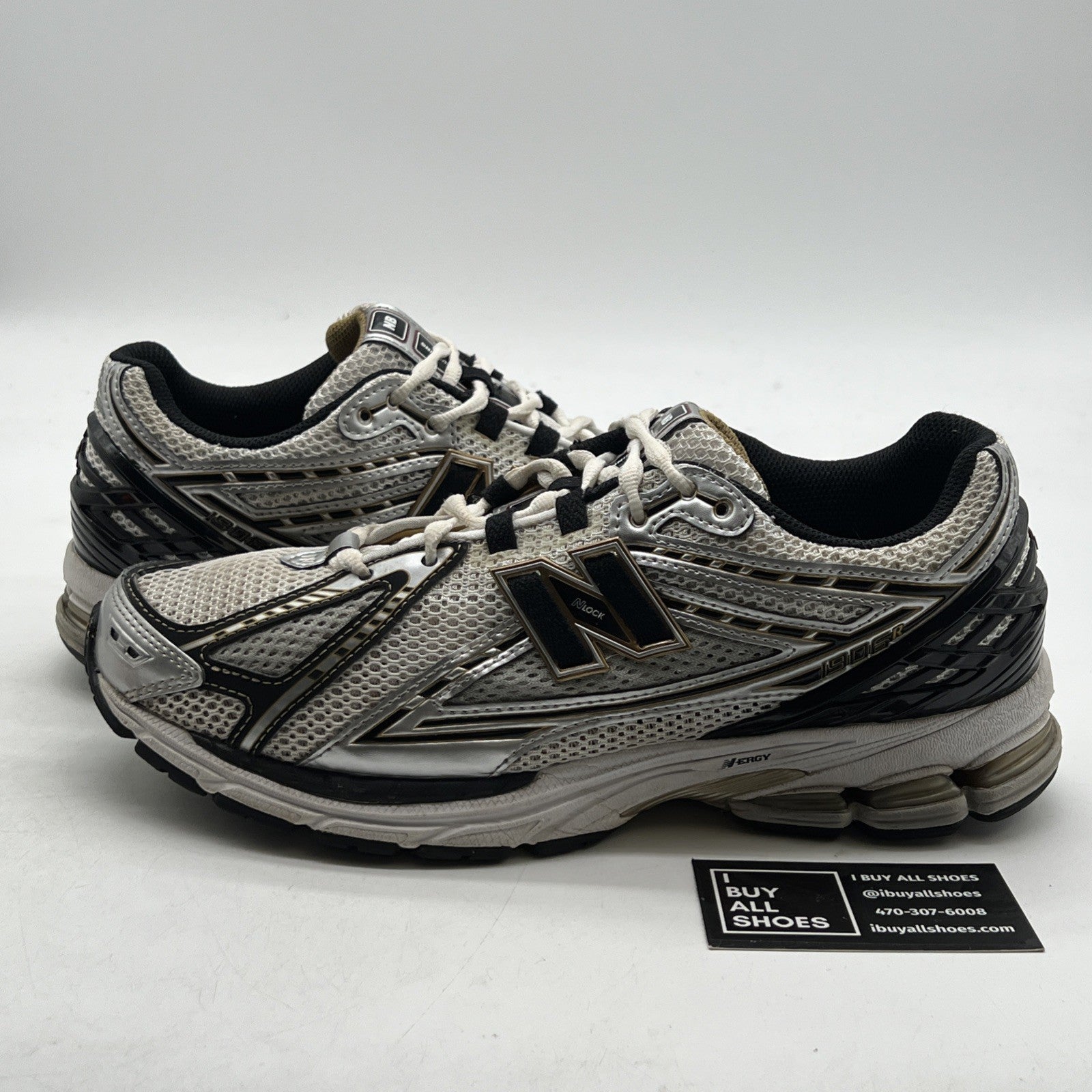 Size 11 - New Balance 1906R Metallic Silver Metallic Gold (M1906RA)