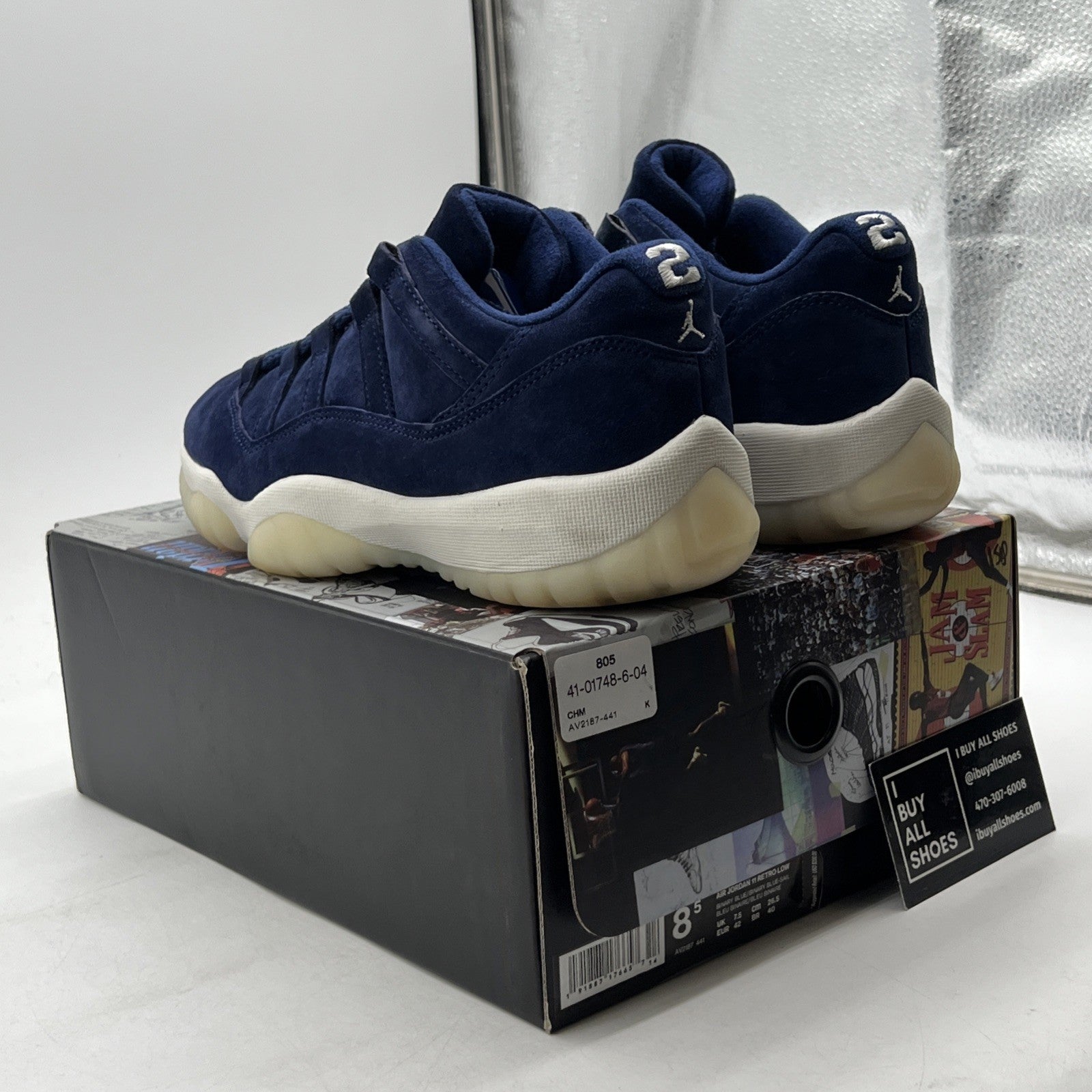 Size 8.5 - Air Jordan 11 Retro Low RE2PECT (AV2187-441)