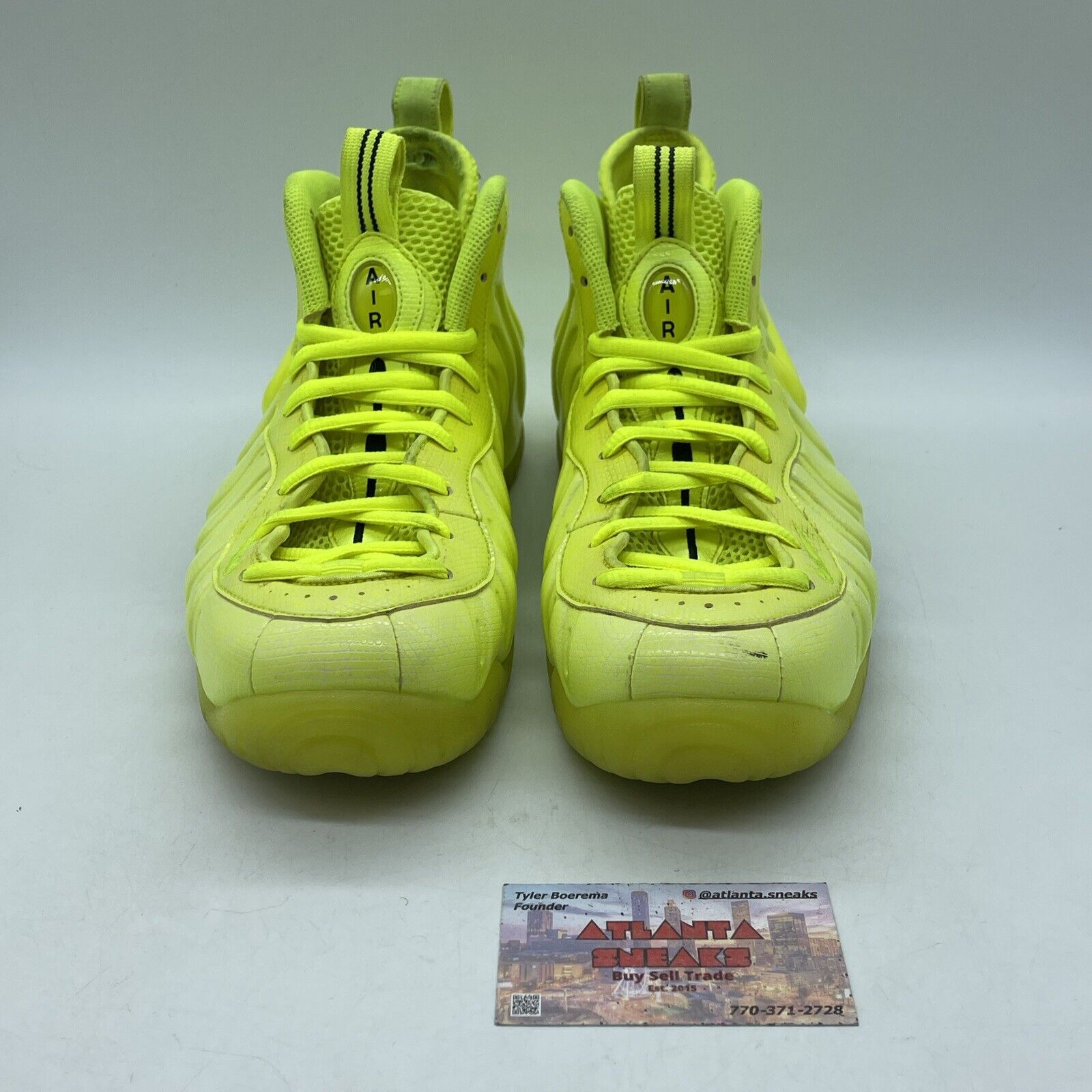 Size 10 - Nike Air Foamposite Pro Volt 2014 Neon Yellow Leather (624041-700)