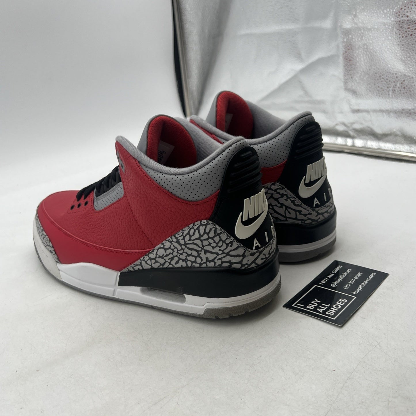 Size 10.5 - Air Jordan 3 Retro SE Mid Unite (CK5692-600)